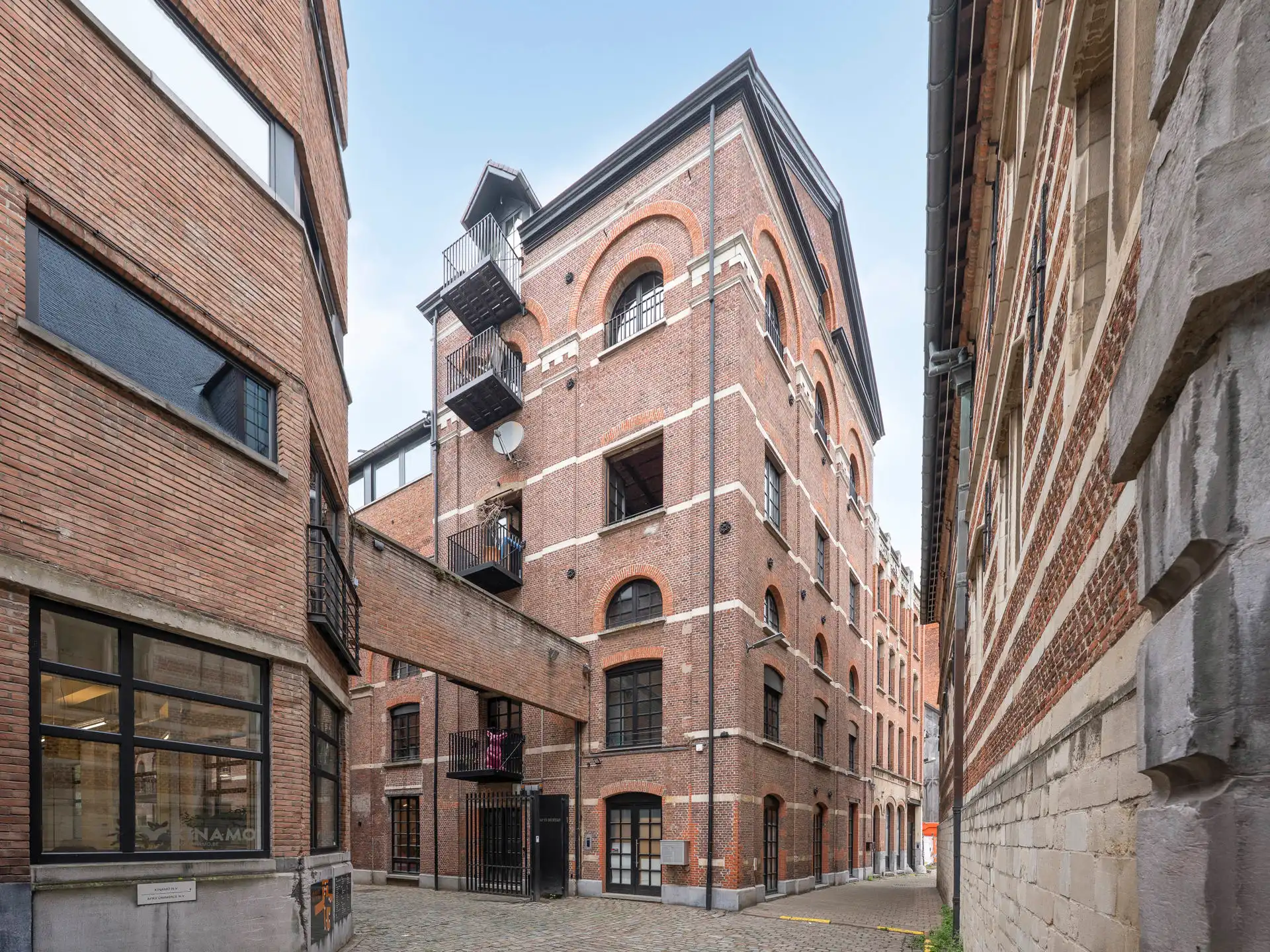 ANTWERPEN - Unieke loft met panoramisch zicht foto 15