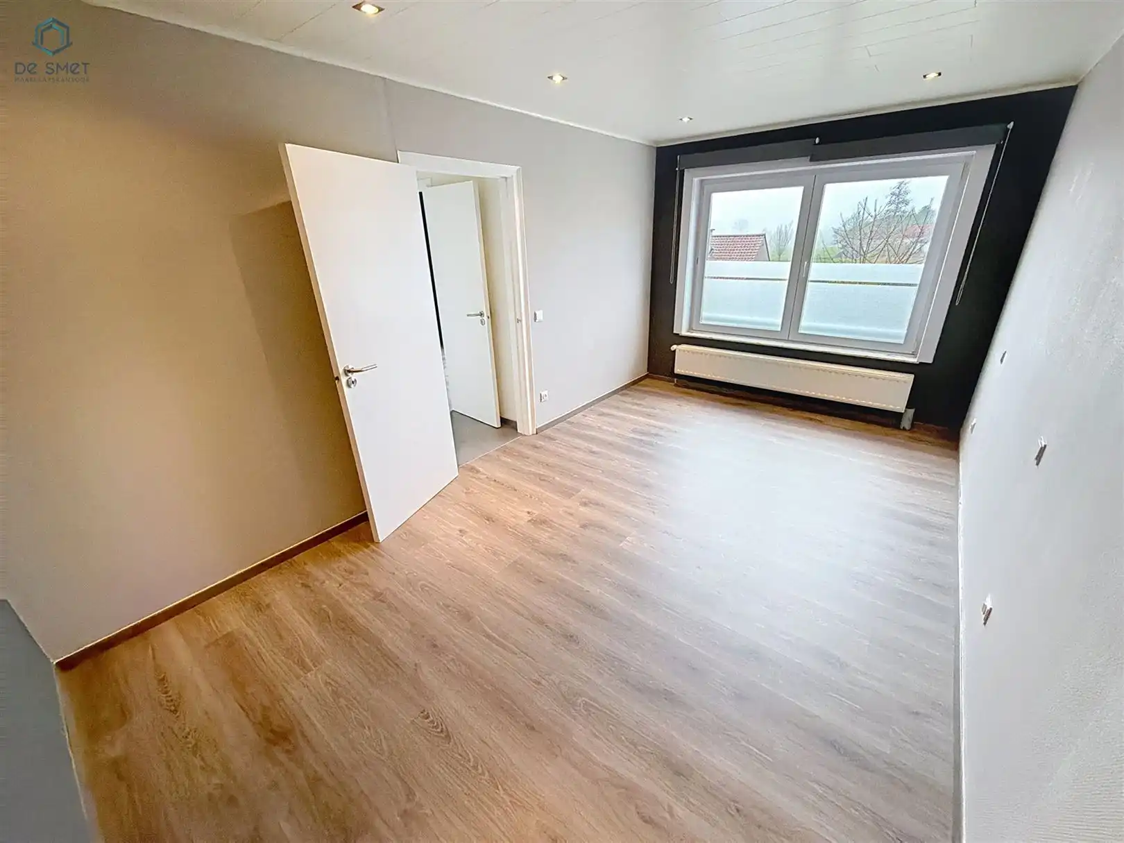 EERSTE BEZOEKDAG WOENSDAG 04/02 OP AFSPRAAK VAN 14U TOT 18U foto 11