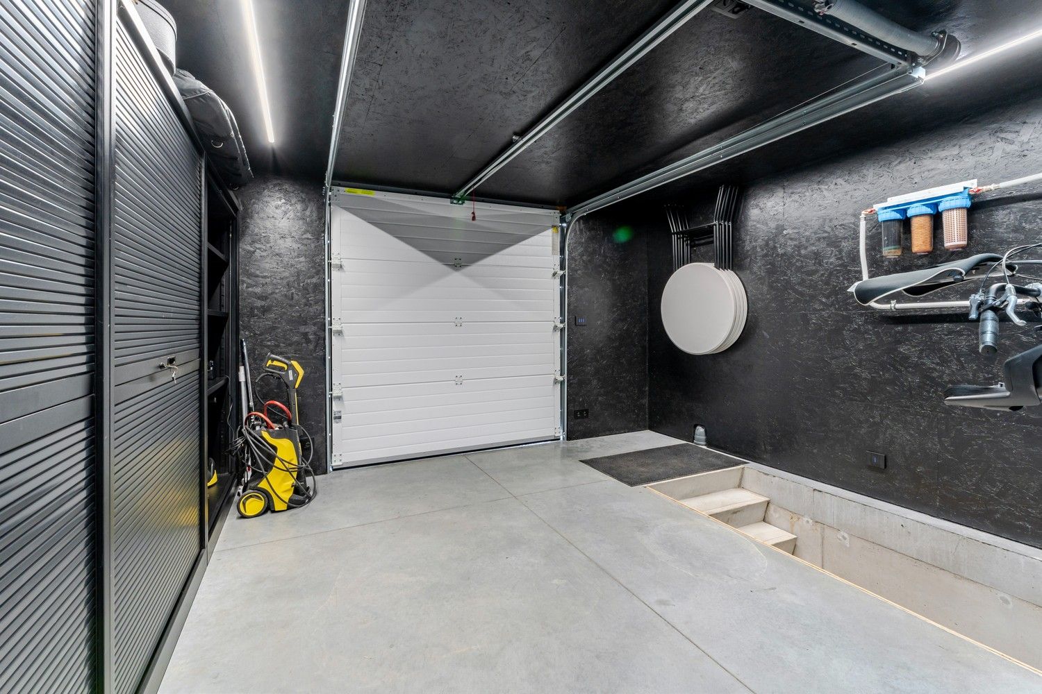 Moderne villa met bijgebouw op unieke landelijke ligging in centrum Zwevezele foto 25