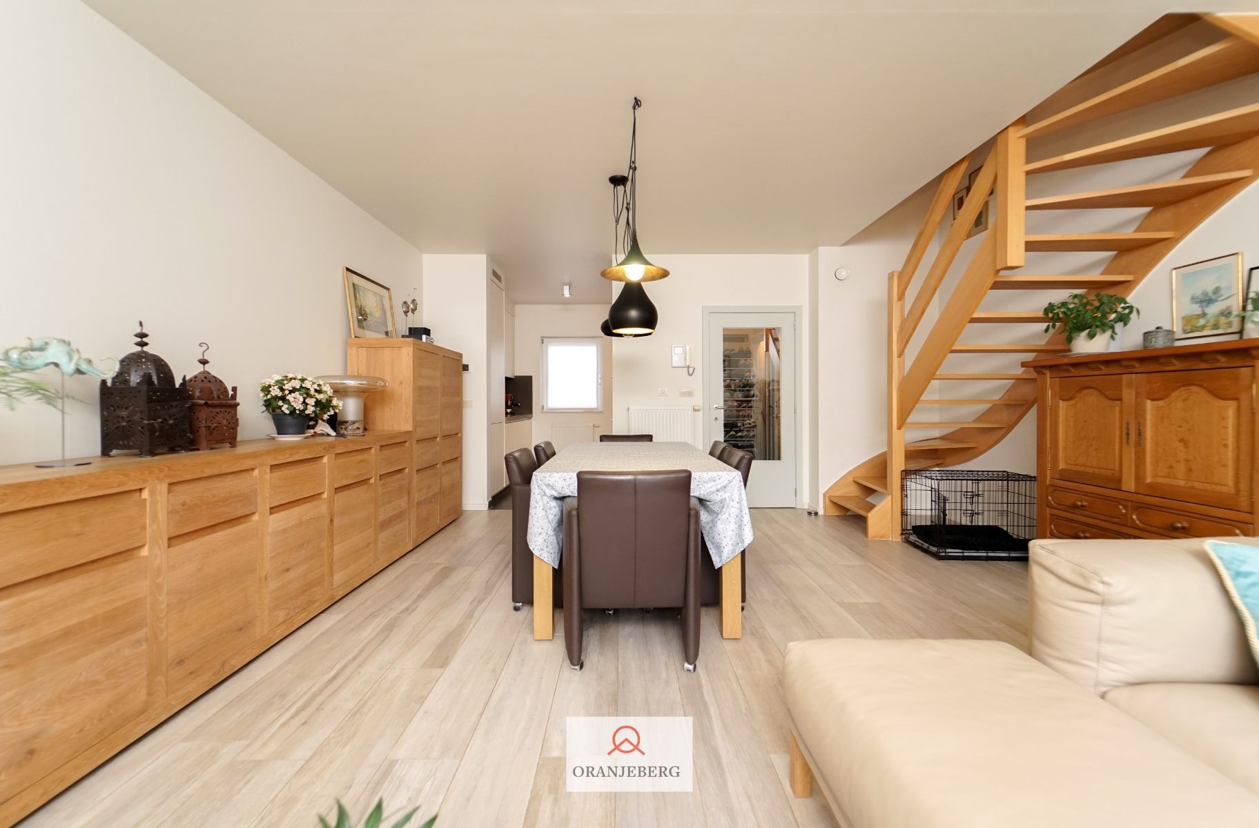 Energiezuinige woning met 4 slpk's en tuintje foto 12