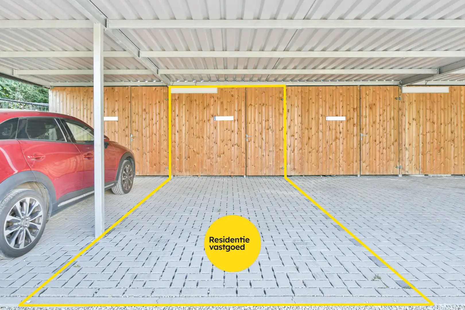 Uniek appartement met carport met grote berging gelegen in een oude graanmolen foto 18