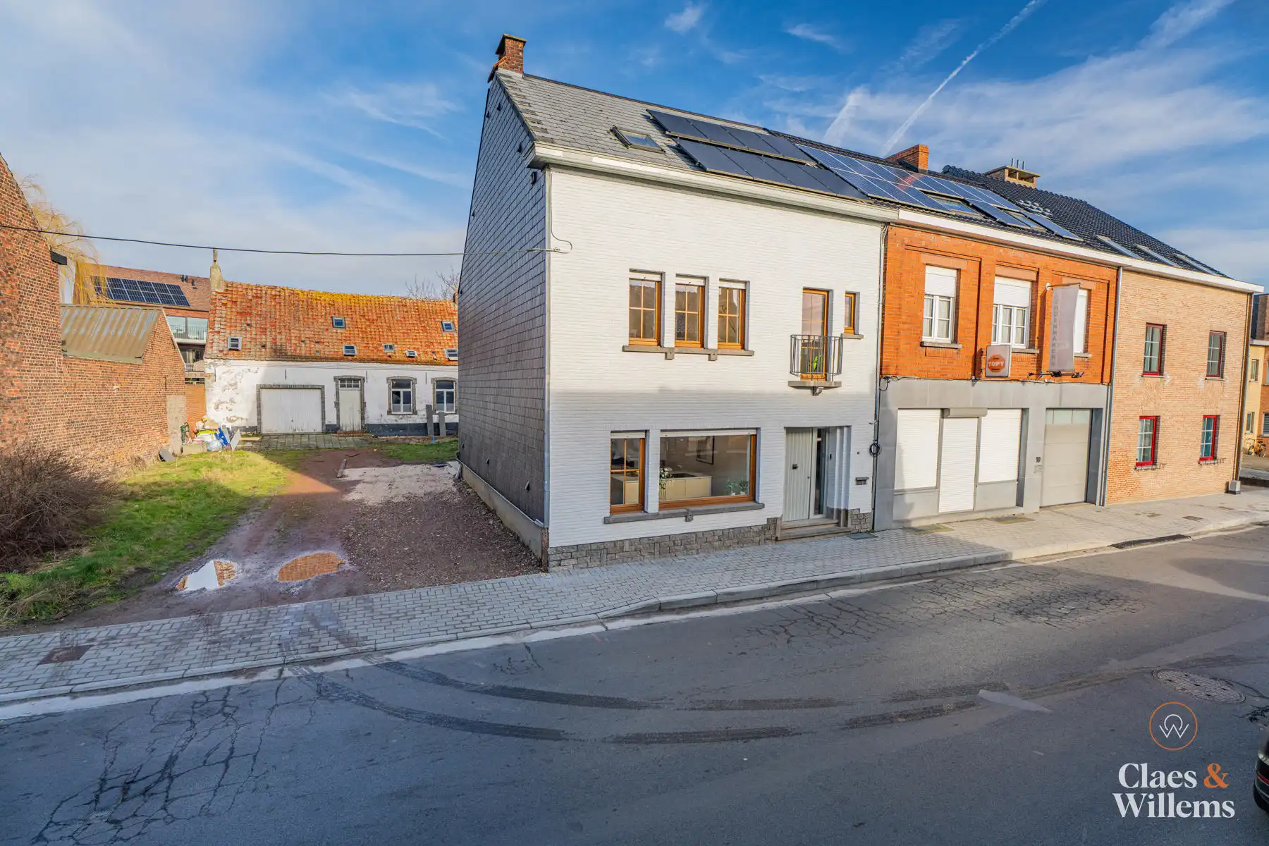 Ruime halfopen bebouwing met 3 slaapkamers en 2 badkamers foto 26