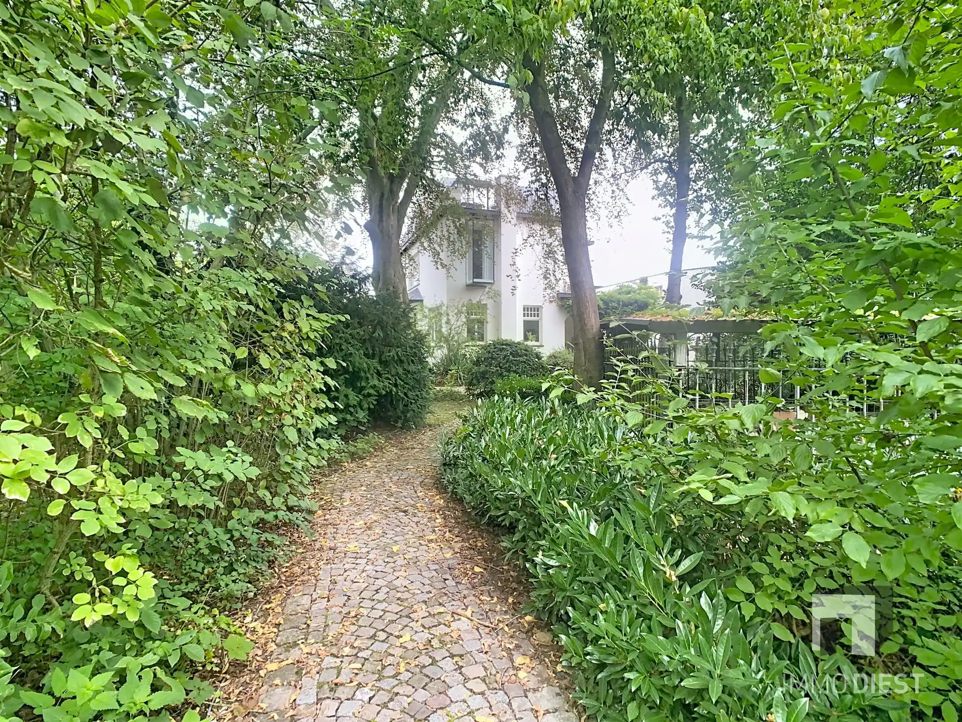 Prachtige kantoorruimte in een herenhuis foto 33