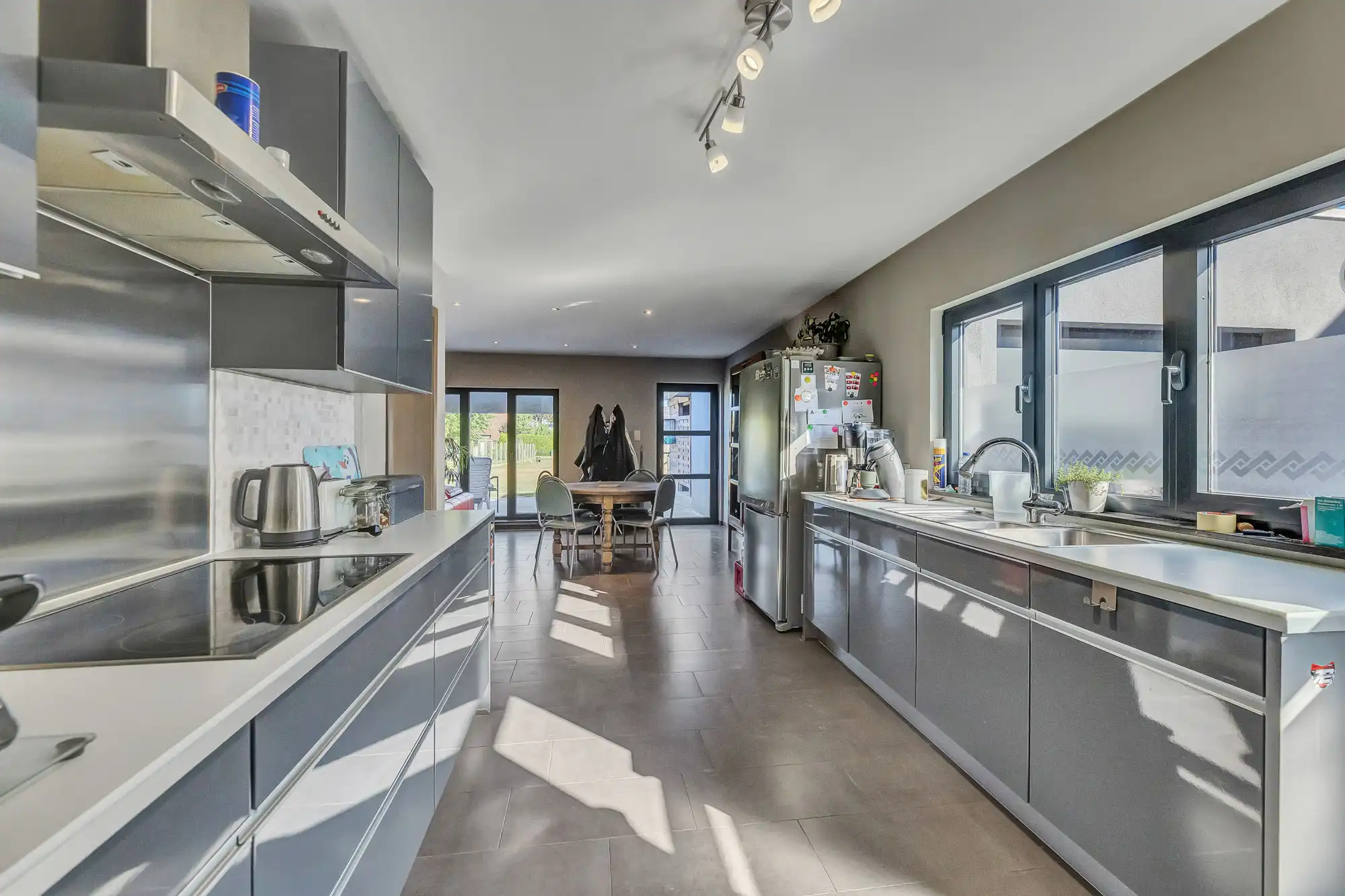 Instapklare woning met drie slaapkamers foto 6