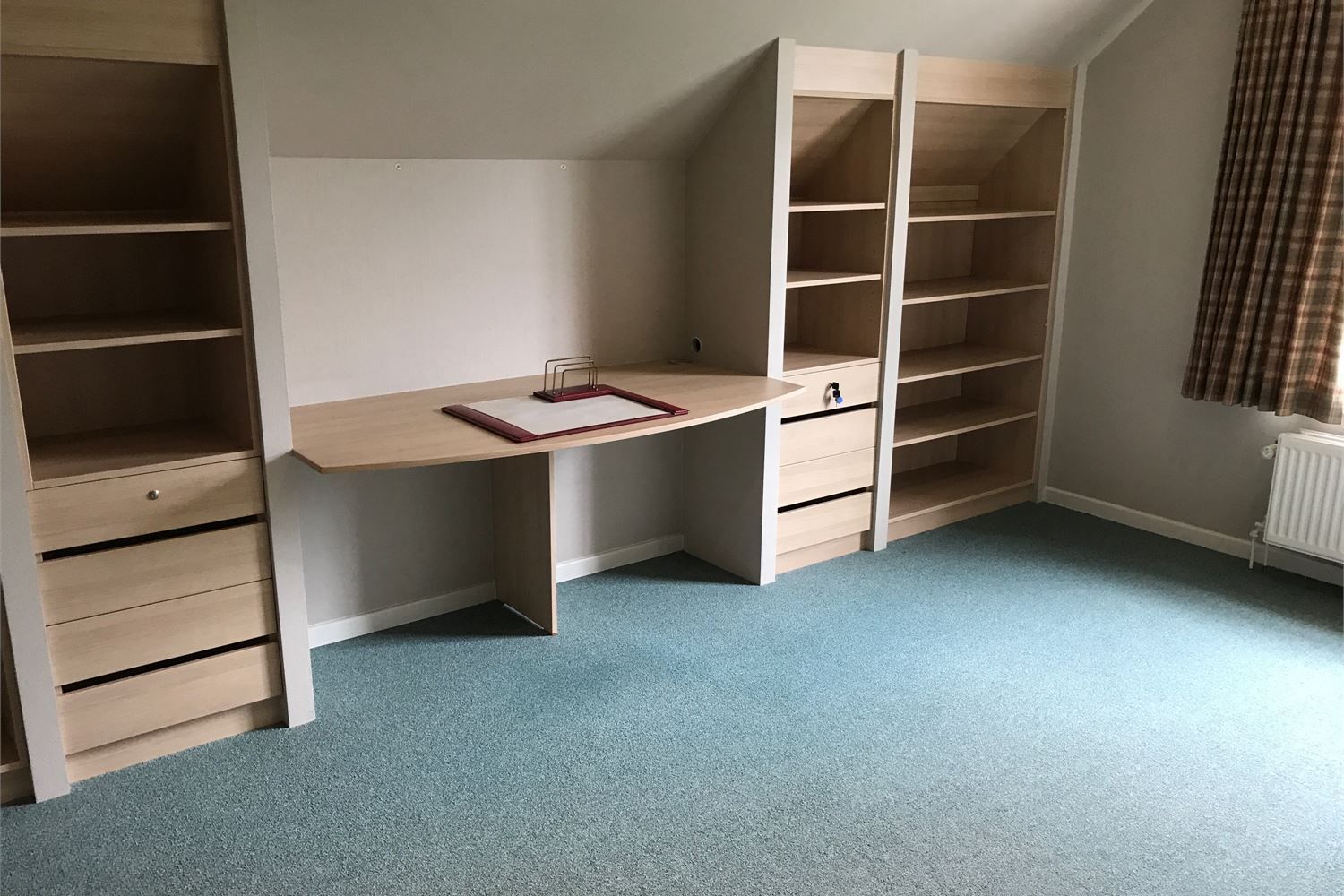 Instapklare gezinswoning met zonnige tuin in rustige doodlopende straat foto 10