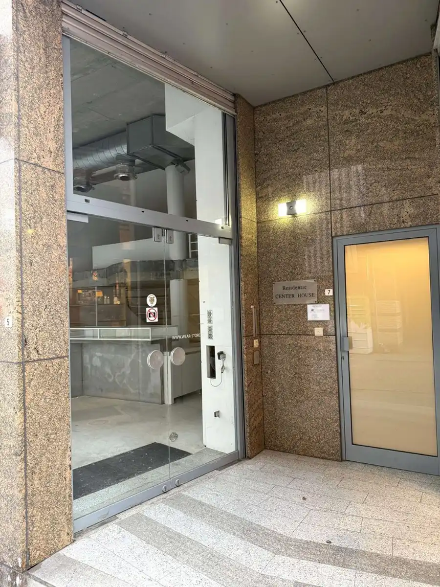 Handelsgelijkvloers tussen Bondgenotenlaan en Diestsestraat foto 20