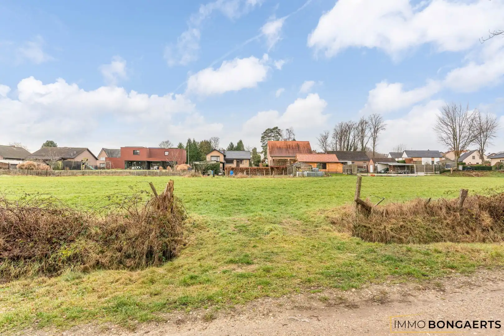 Woning met 3 slaapkamers op ruim perceel  foto 20