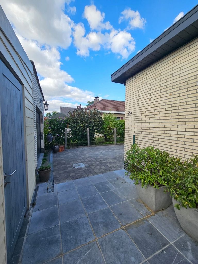 Rustig gelegen bungalow met 3 slaapkamers! foto 18