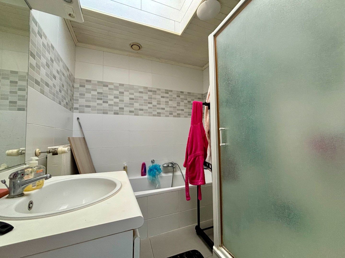 OPBRENGSTEIGENDOM BESTAANDE UIT 2 APPARTEMENTEN MET BRUTO-RENDEMENT VAN 5,4%!! foto 9