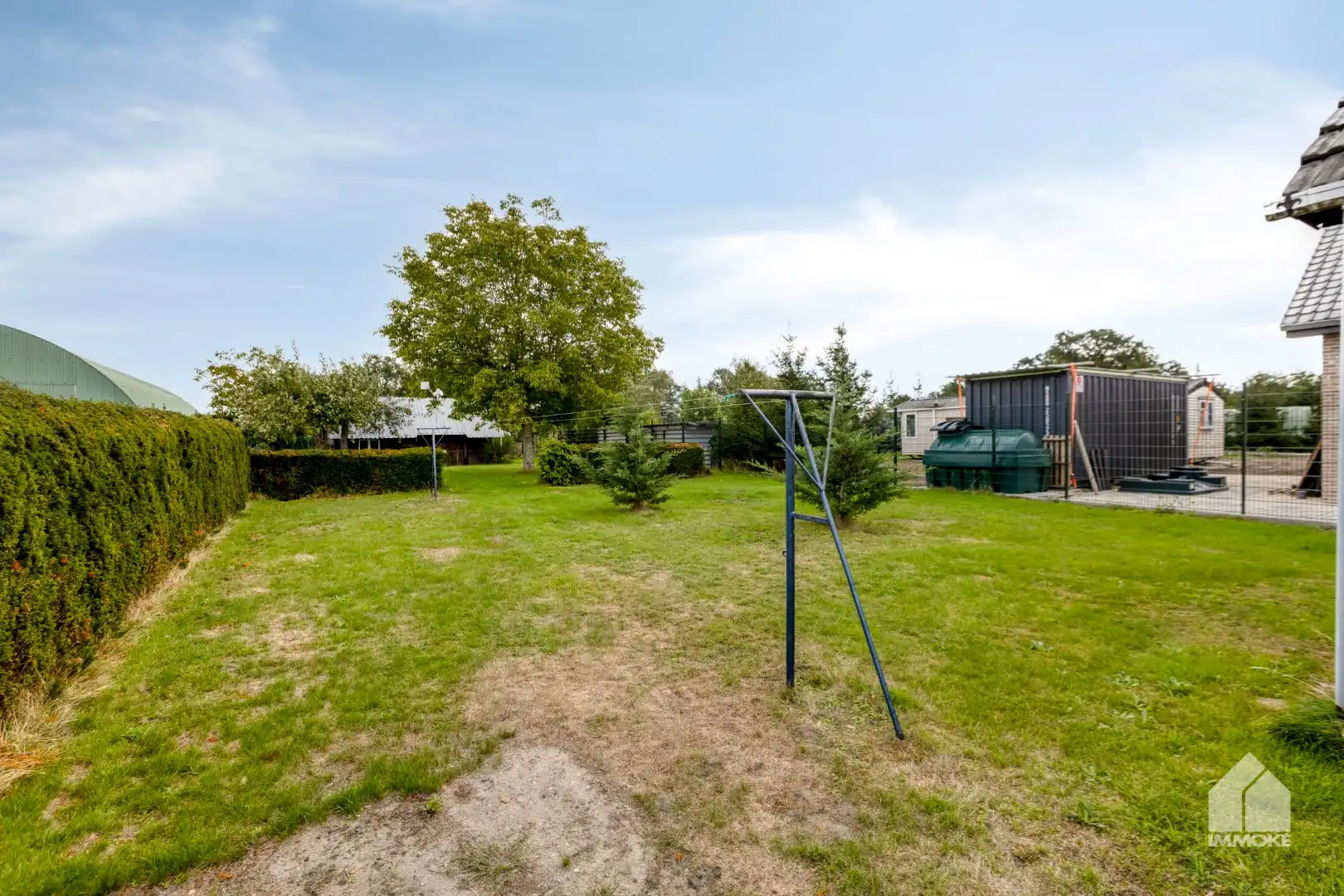 Te renoveren, gelijkvloerse woning op 13a 60ca met 2 slpk en garage. foto 37