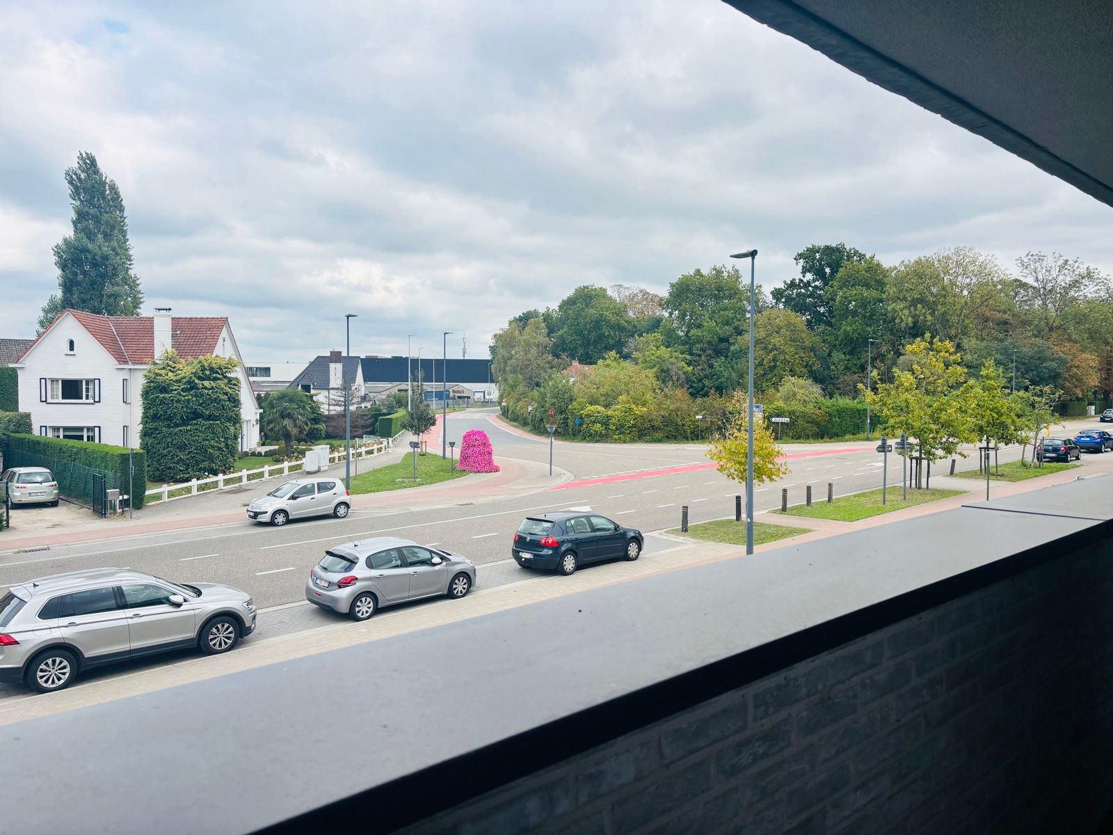 Verzorgd 1-slpk appartement met balkon en parking te huur. foto 10