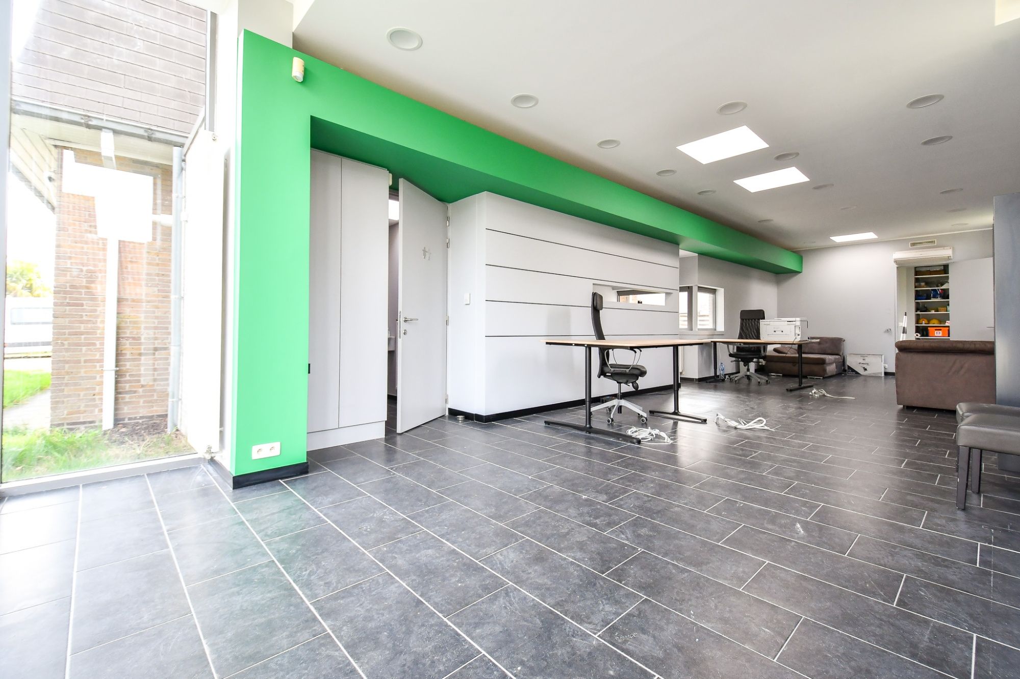 | OPENHUISMOMENT ZATERDAG 03/05 - 13u - 15u | RUIME woning met handelsruimte in het centrum van Bellem foto 7