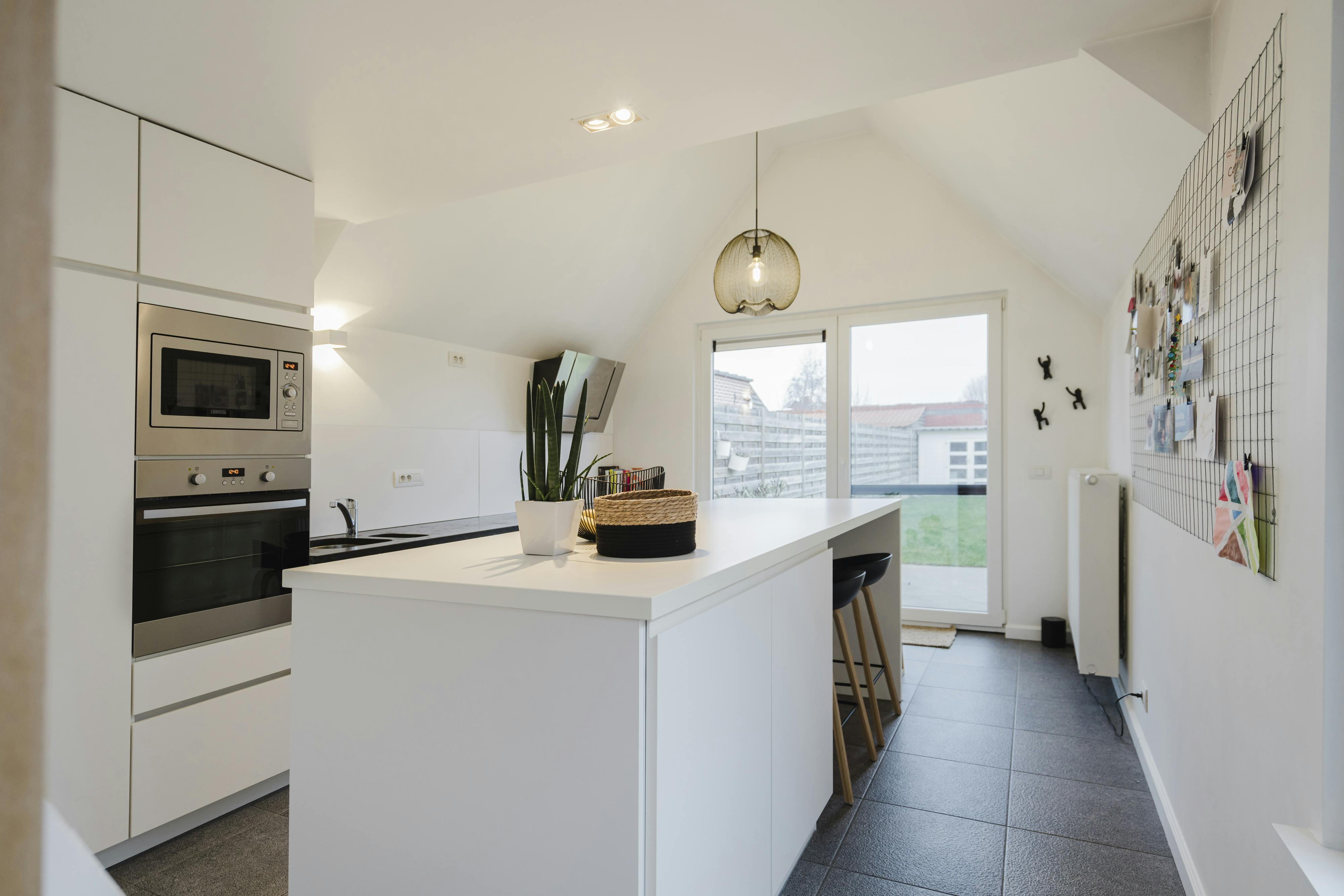 Instapklaar huis met aparte doorgang te koop in Waregem  foto 7