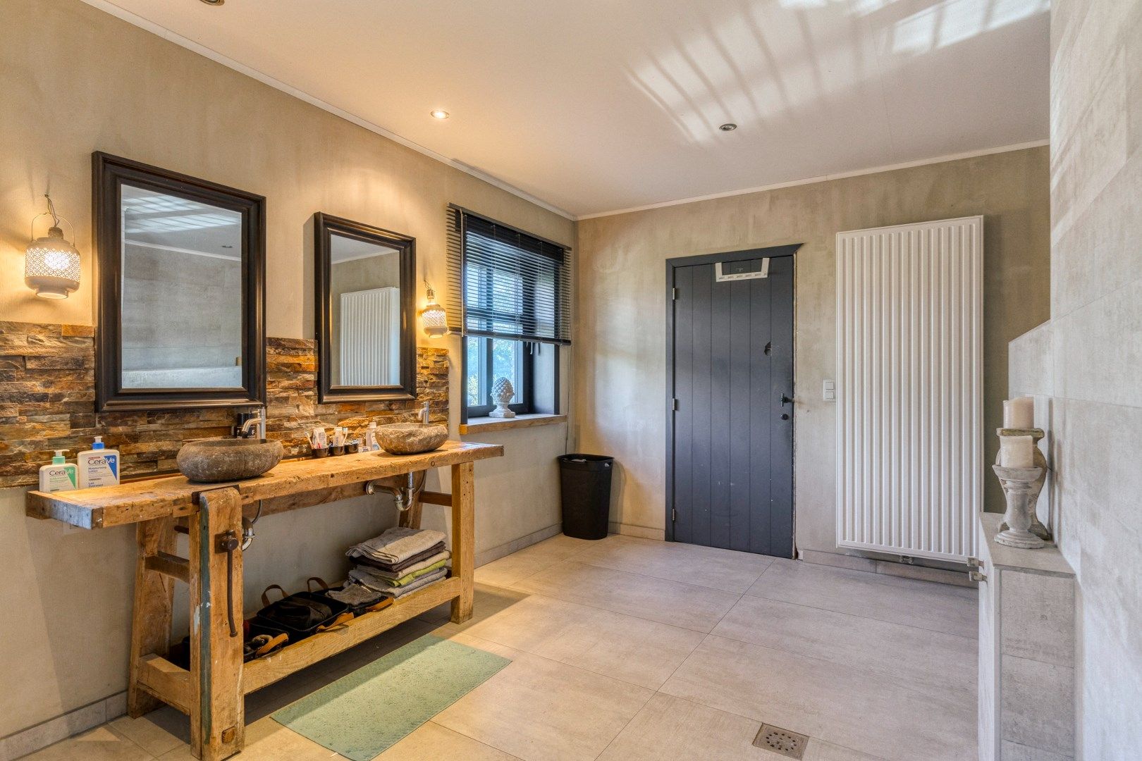  Goed gelegen open bebouwing met 4 slaapkamers en tuin in Kerkom - EPC 540 kWh/m² - bewoonbare oppervlakte 238  m²  foto 19
