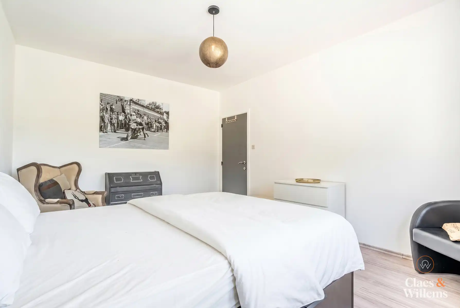 Instapklaar appartement met garage foto 10