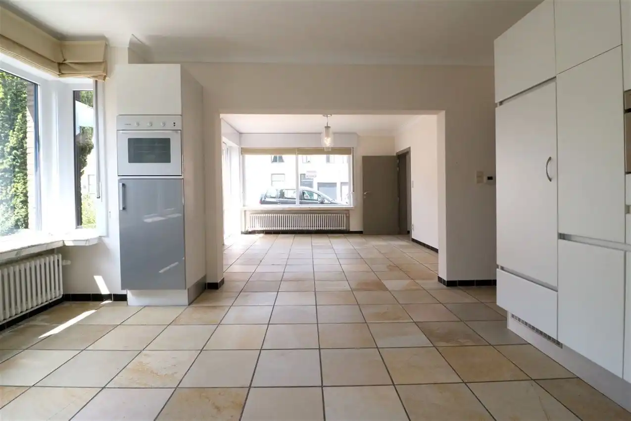 Gelijkvloers appartement met 2 slpk., terras, parking   foto 18
