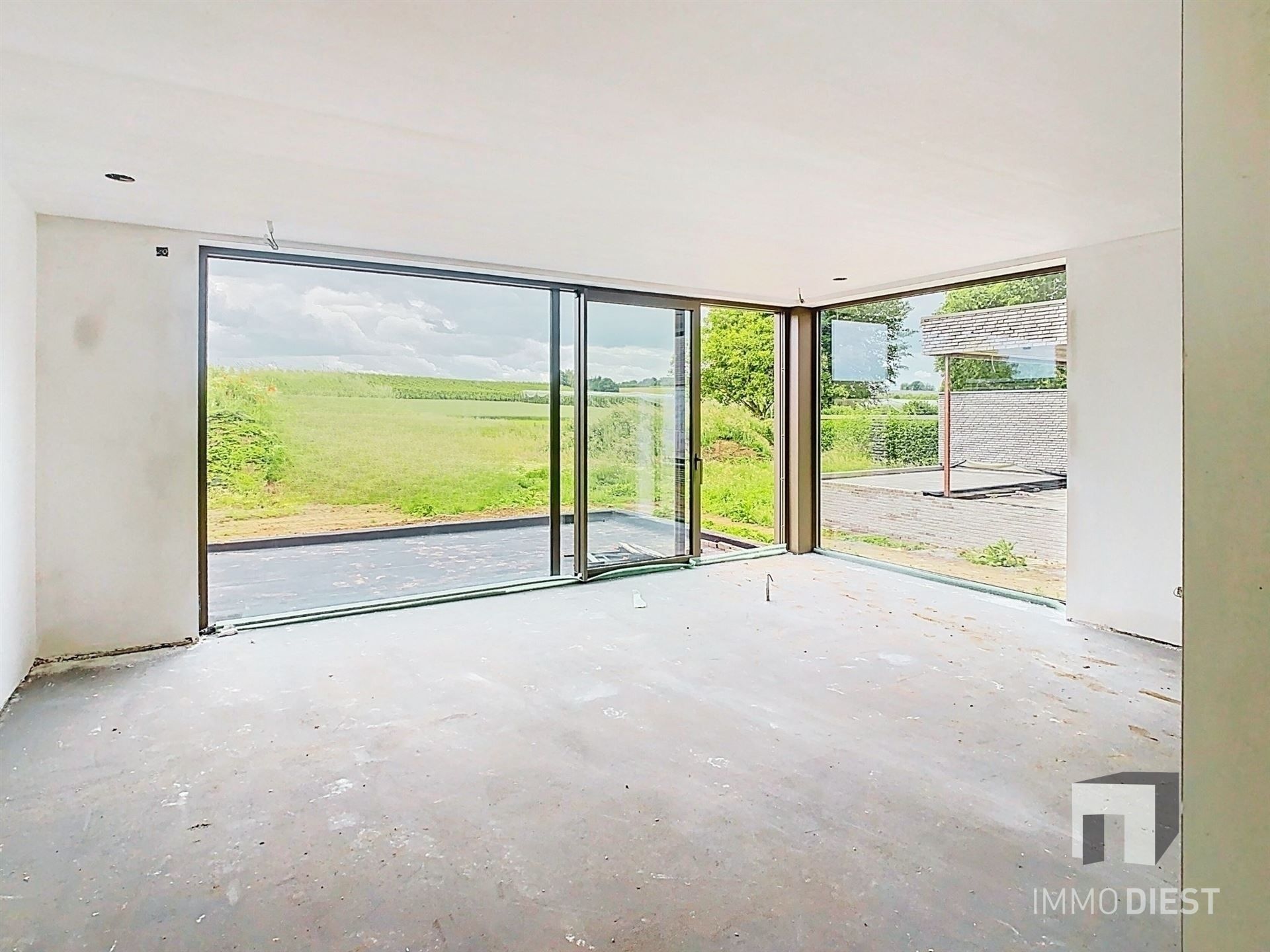 Moderne nieuwbouwwoning met knappe afwerking te Bekkevoort foto 16