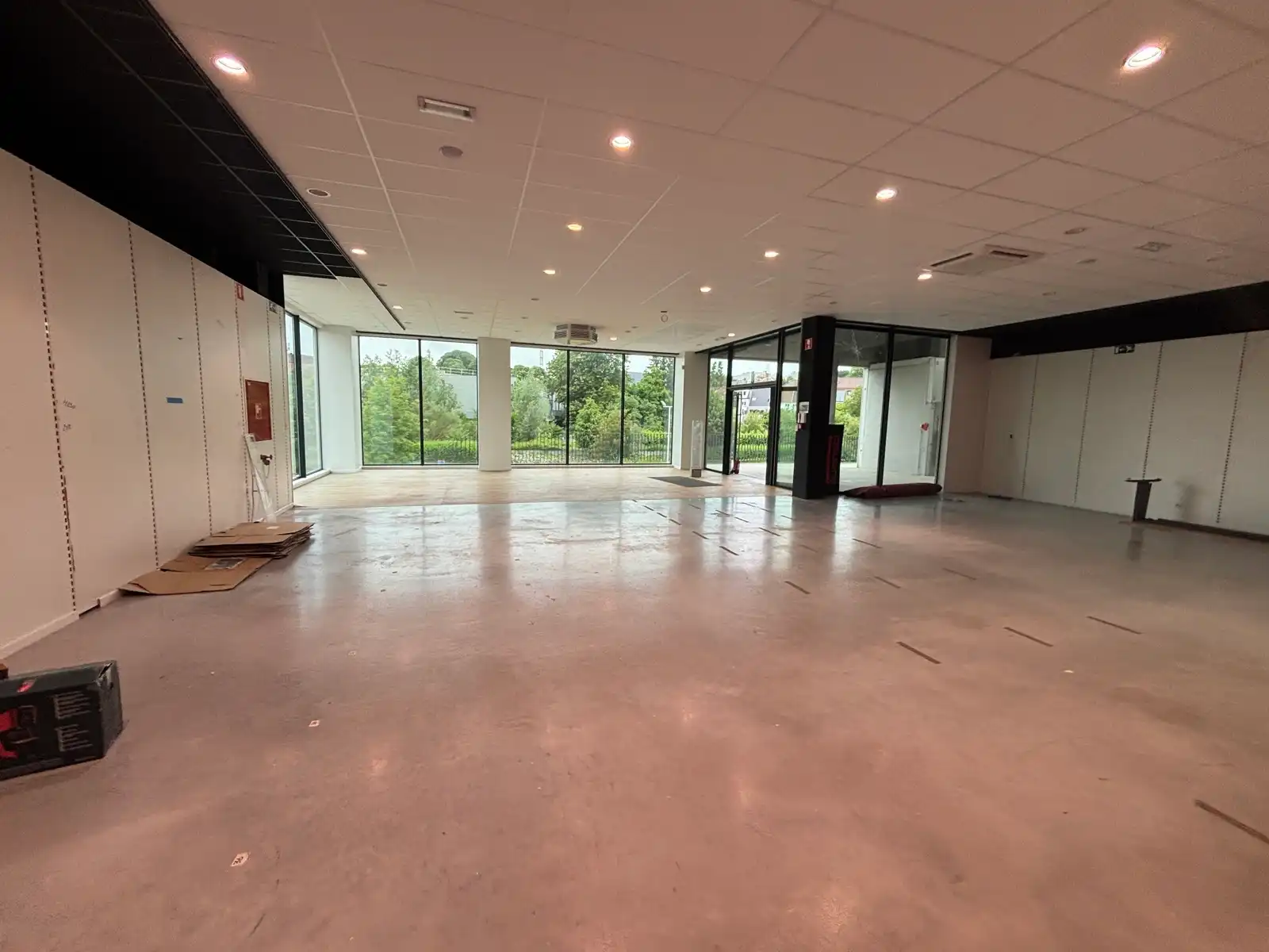 Commerciële ruimte (876 m²) te huur in Fashion Park Rode foto 3