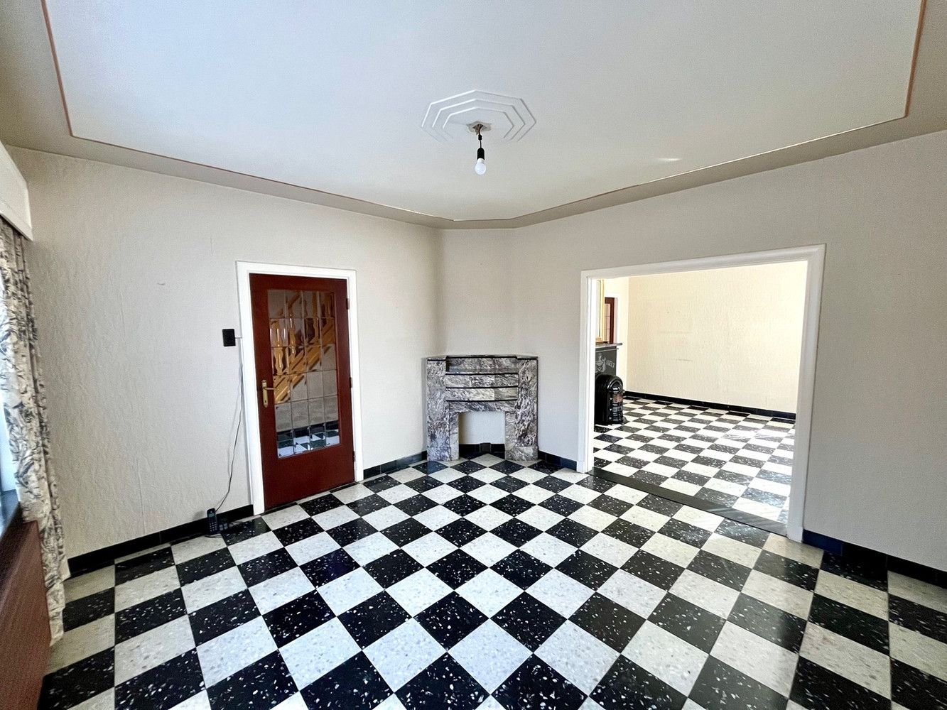Ruime woning met stallingen op 1.070 M² te Overpelt foto 9