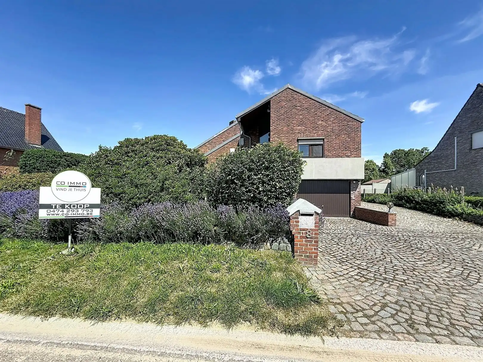Ruime landelijke woning met 5 slpks, 19a 76ca foto 2