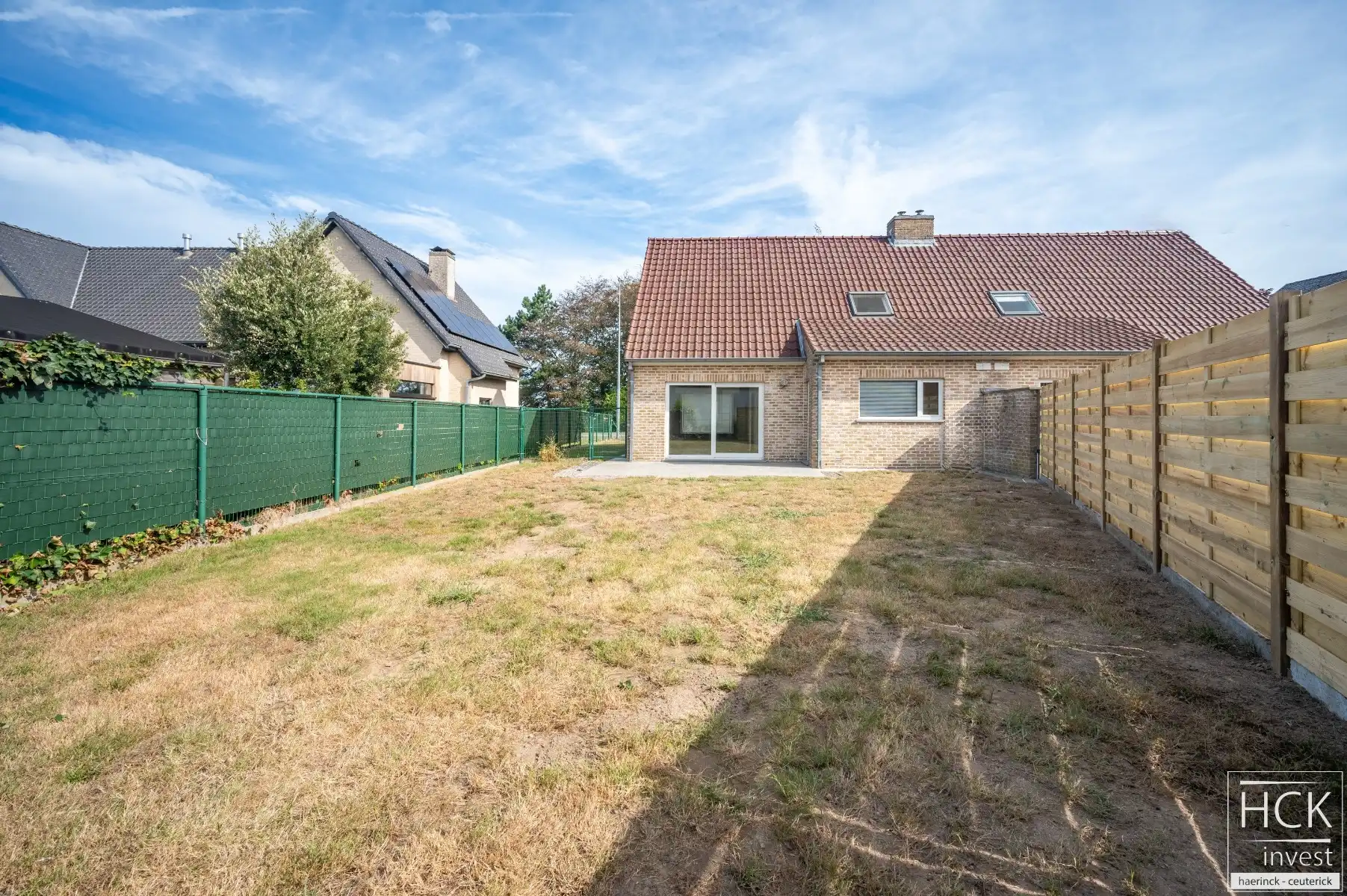 KRUISHOUTEM - Instapklare woning met 3 SLPK, garage én zonnige tuin foto 10