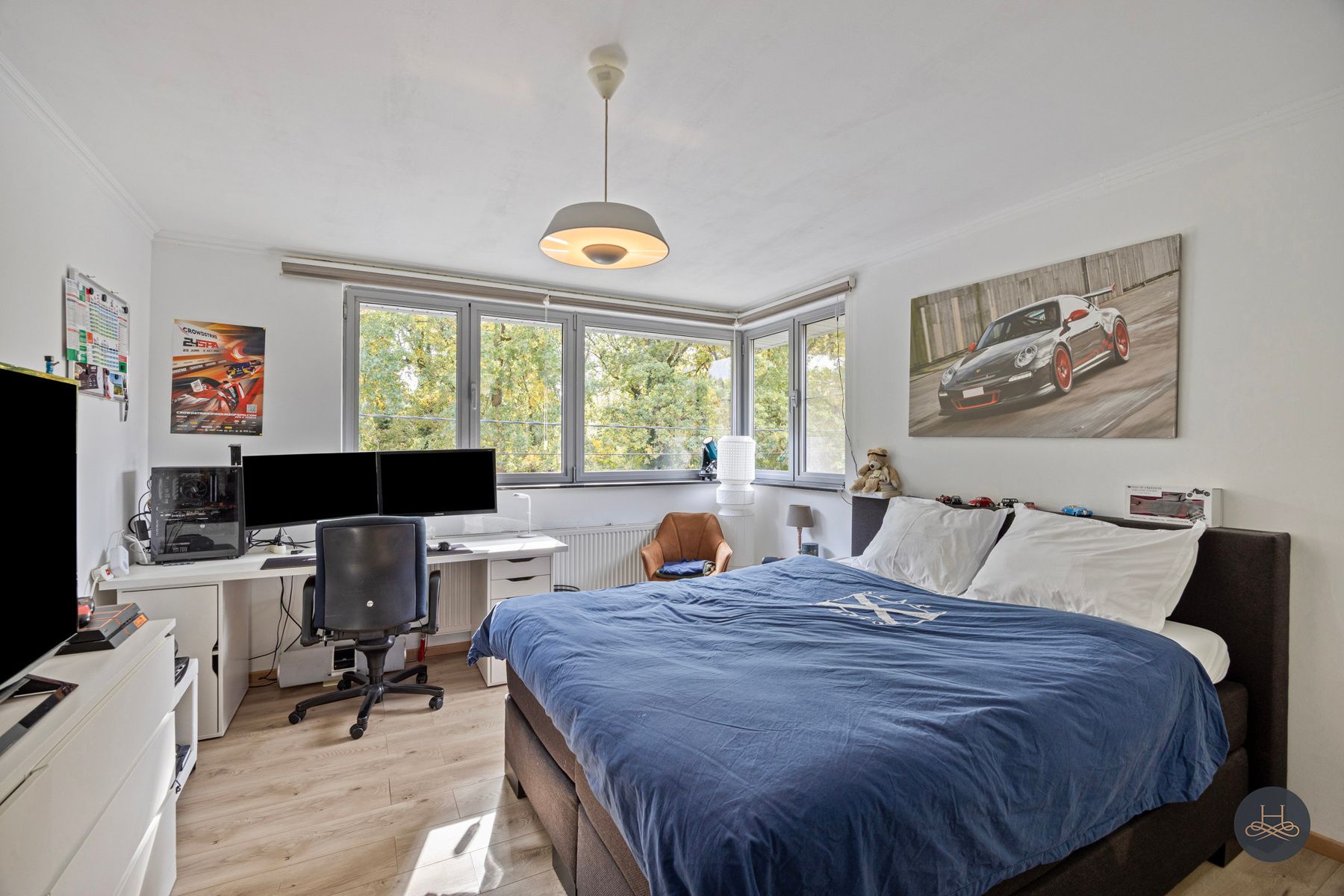 Imposante ruime villa met zwembad en een prachtige tuin foto 28