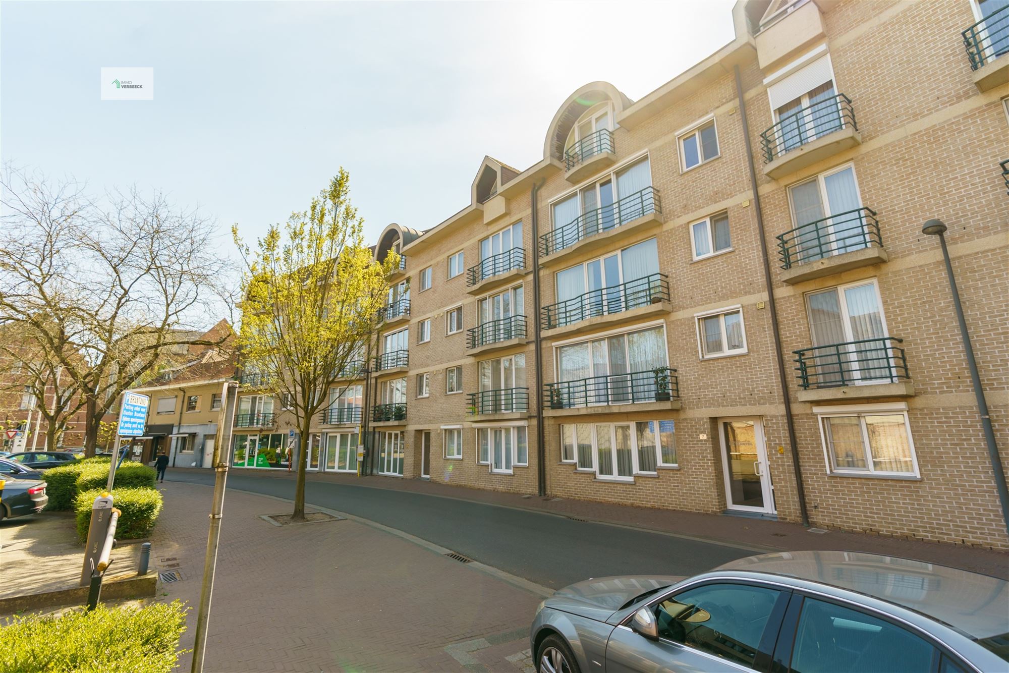 Appartement foto {{pictureIndex}}