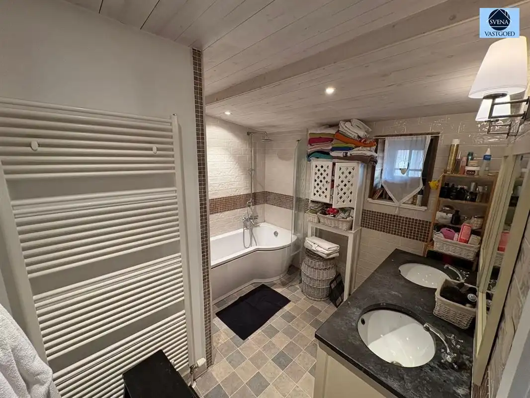 KARAKTERVOLLE WONING MET 5 SLAAPKAMERS foto 13