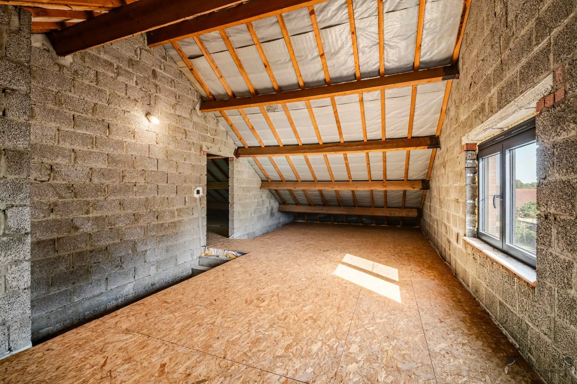 Karaktervolle woning met uitbreidingsmogelijkheden en ruime tuin foto 14