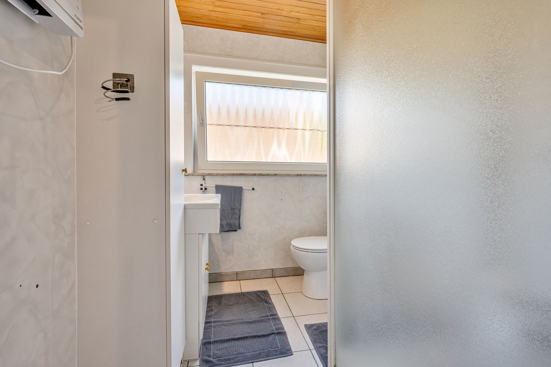 Gezellige woning op bijzonder rustige locatie foto 16