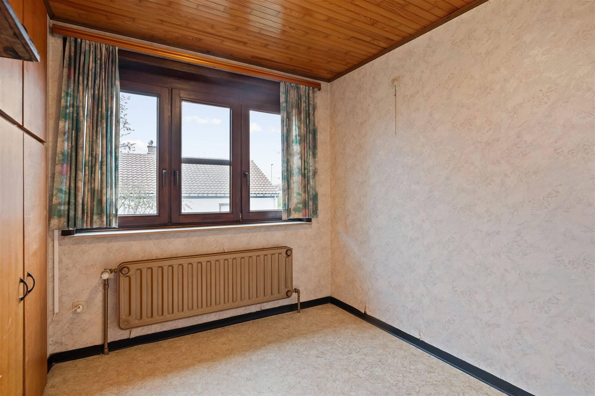 OP TE FRISSEN WONING MET 3 SLAAPKAMERS GELEGEN OP EEN RUIM PERCEEL VAN 11A70CA TE PAAL foto 17