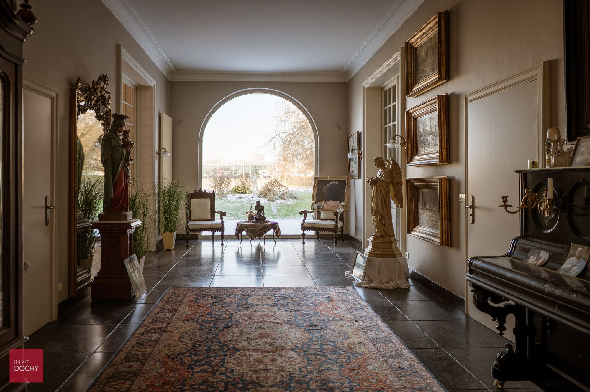 Ruime villa met veel mogelijkheden foto 9