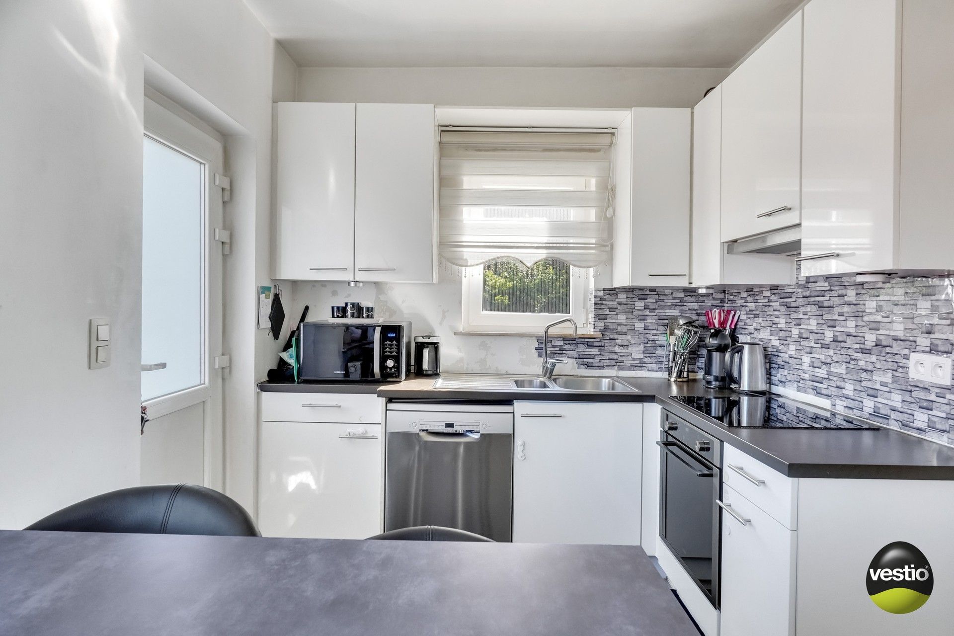 RUSTIG GELEGEN WONING OP 8,63 ARE foto 8