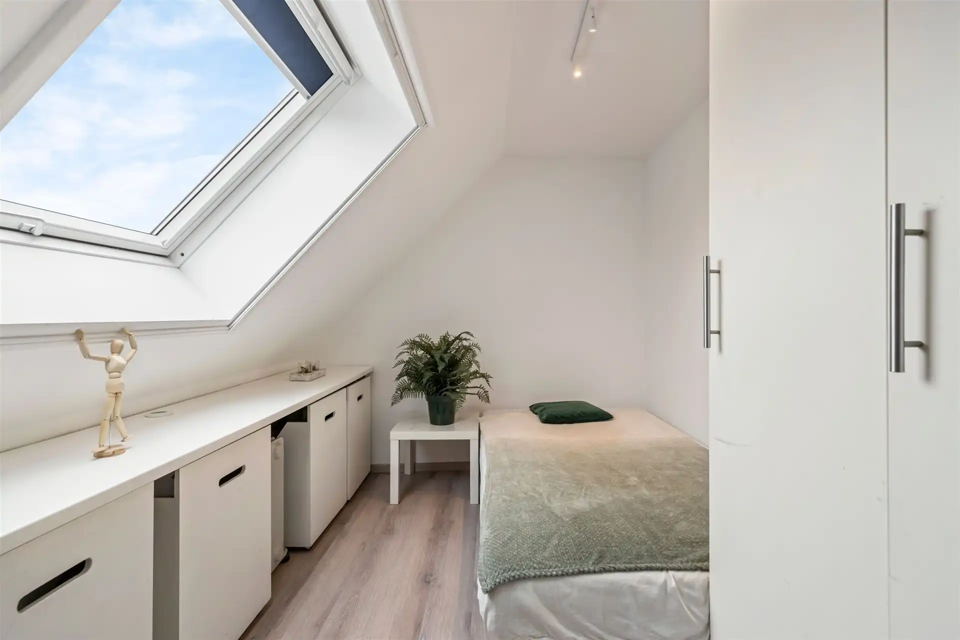 Sfeervolle halfopen bebouwing op een aantrekkelijke woonlocatie (447m²) foto 17