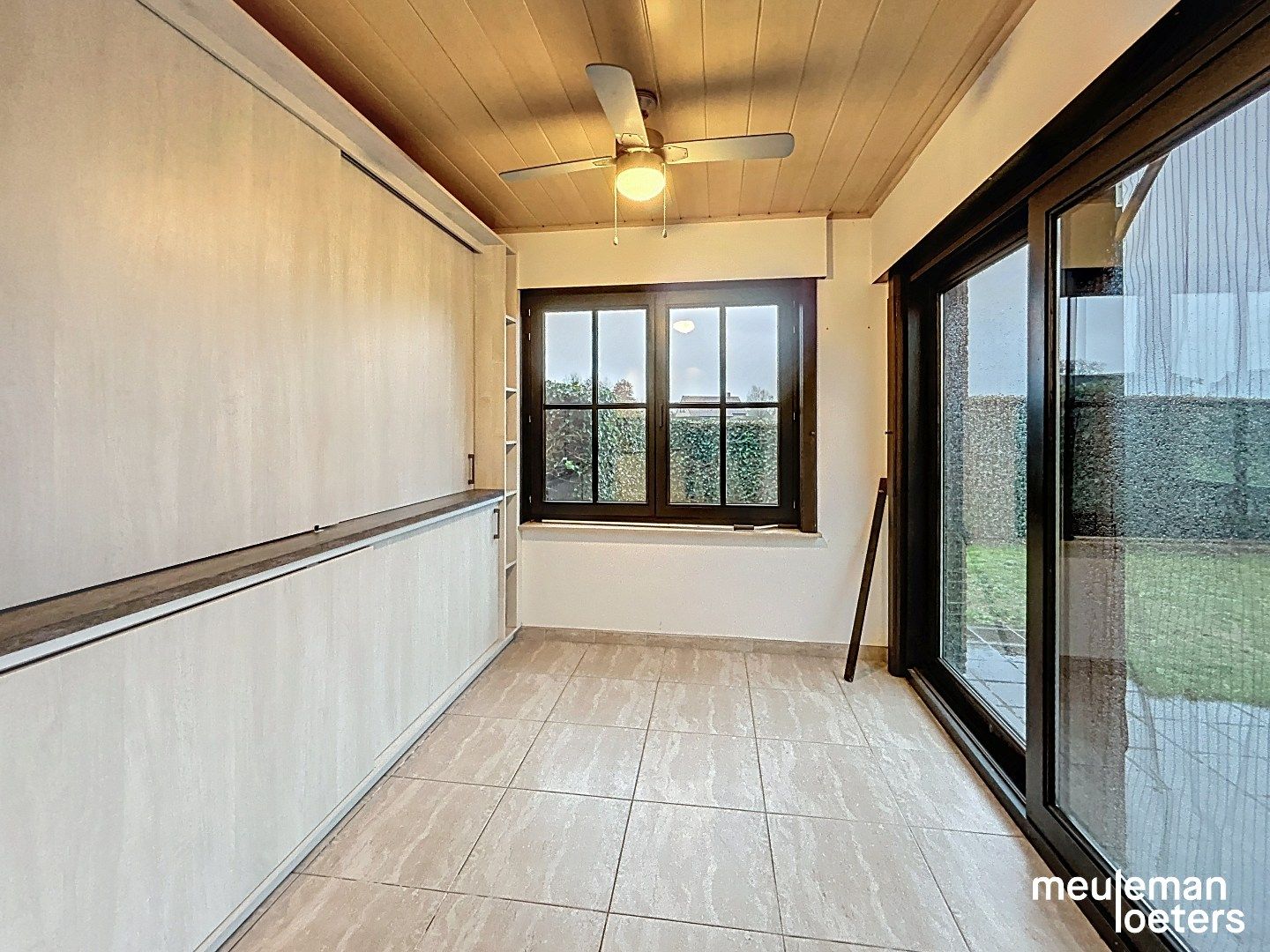 Rustig gelegen woning met garage foto 6