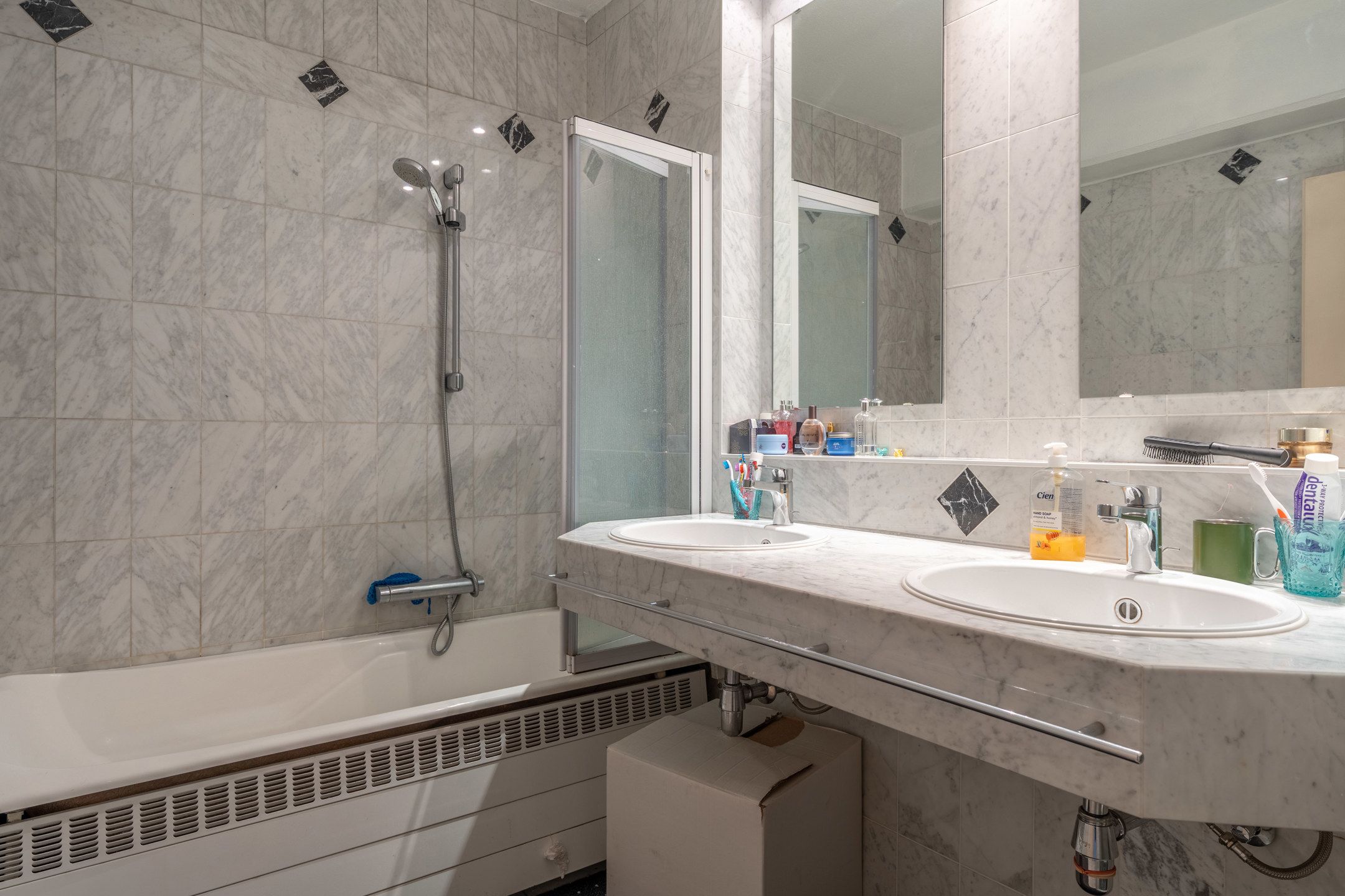 Ruim 3 slaapkamerappartement met terras te Turnhout. foto 17