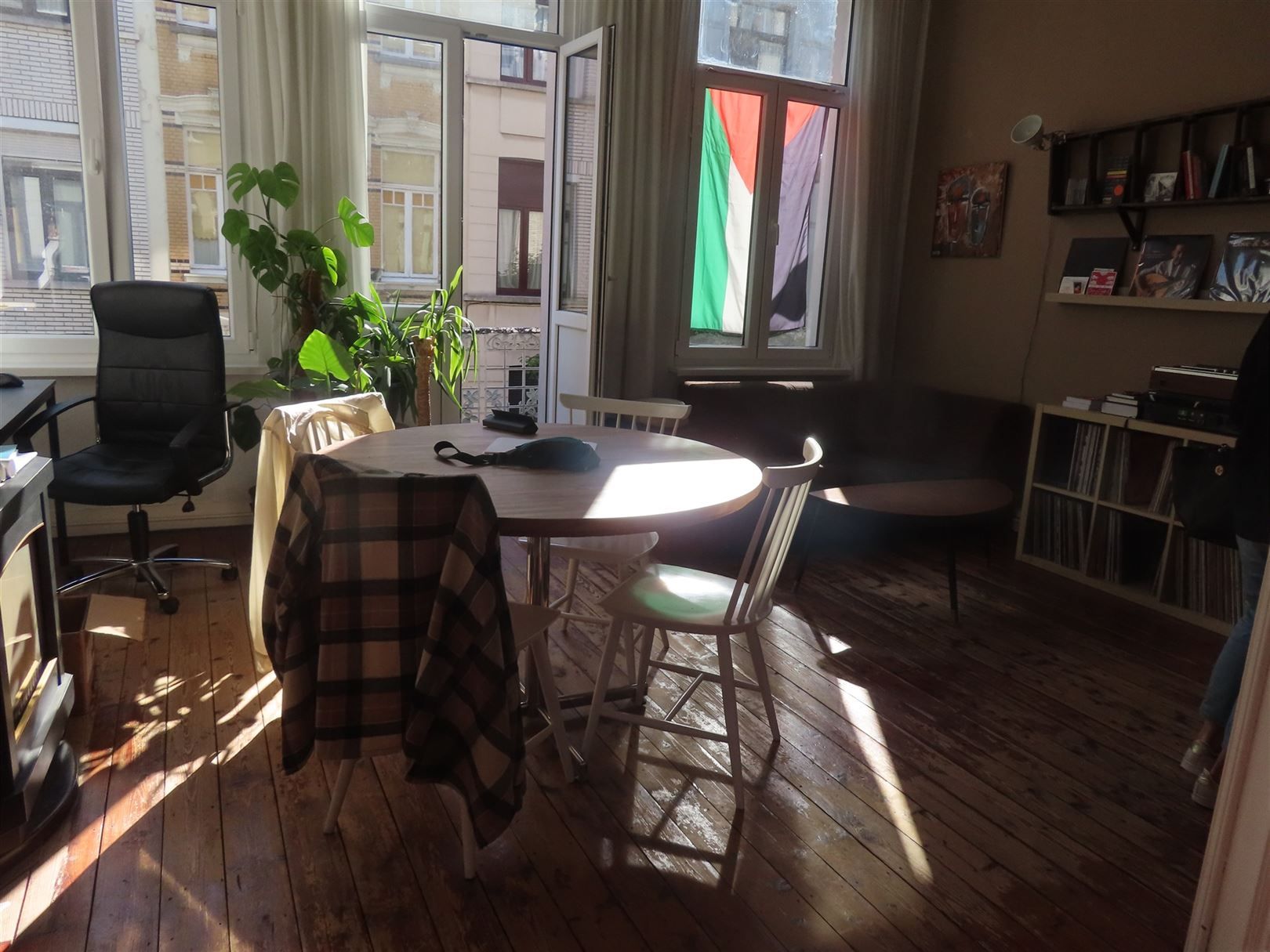 Herenhuis met talrijke mogelijkheden en met stadstuin! foto 14