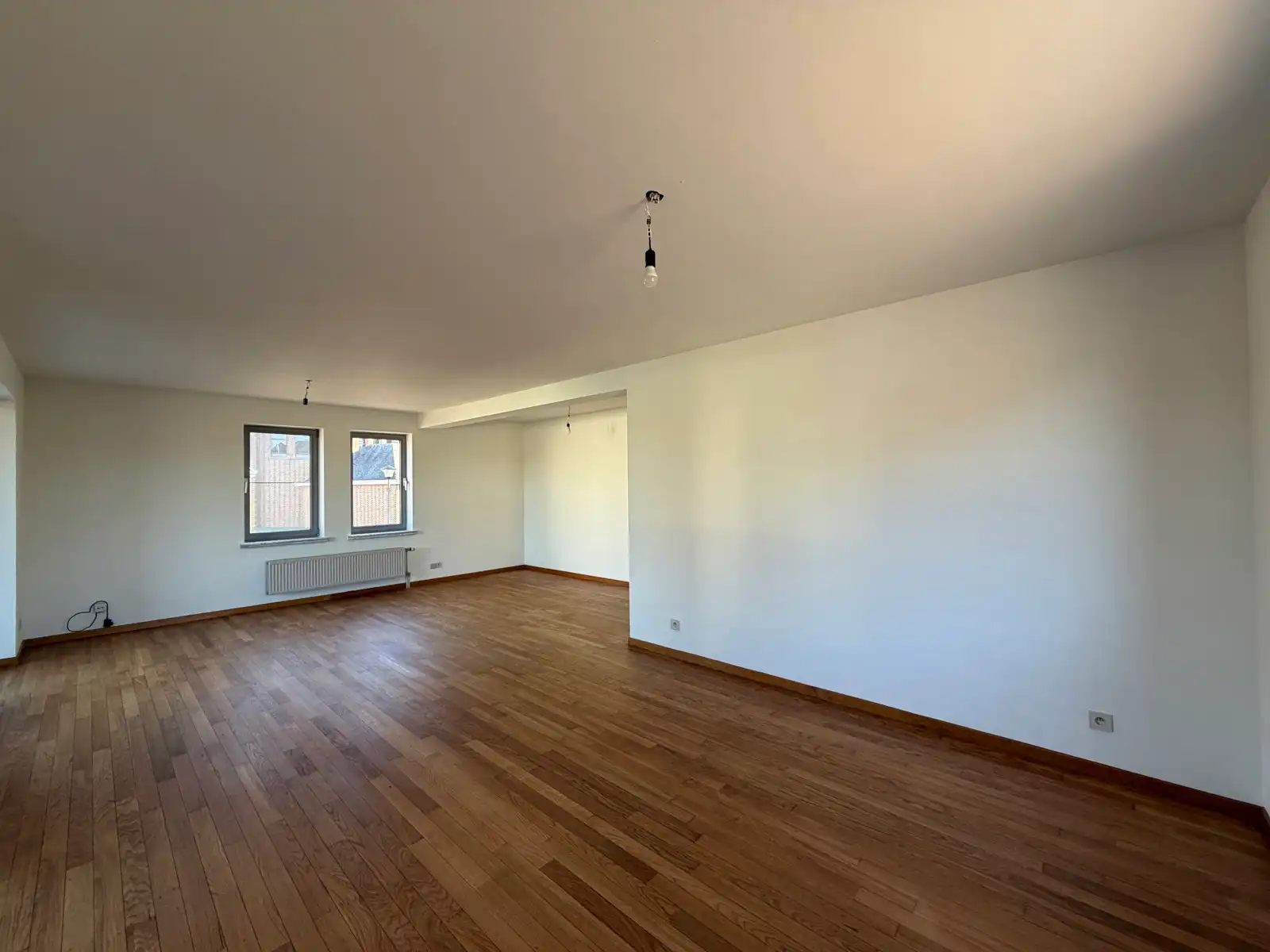 Ruim 3 slpk appartement te huur in Hechtel-Eksel foto 2