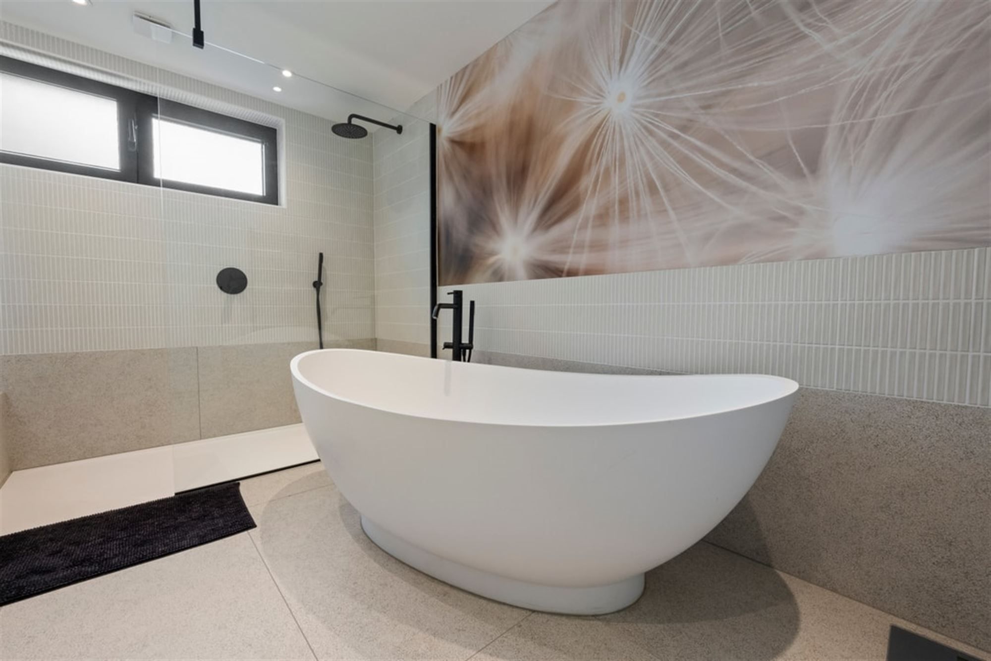 UNIEKE DESIGNWONING MET MODERNE AFWERKING EN STIJVOLLE ARCHITECTUUR foto 53