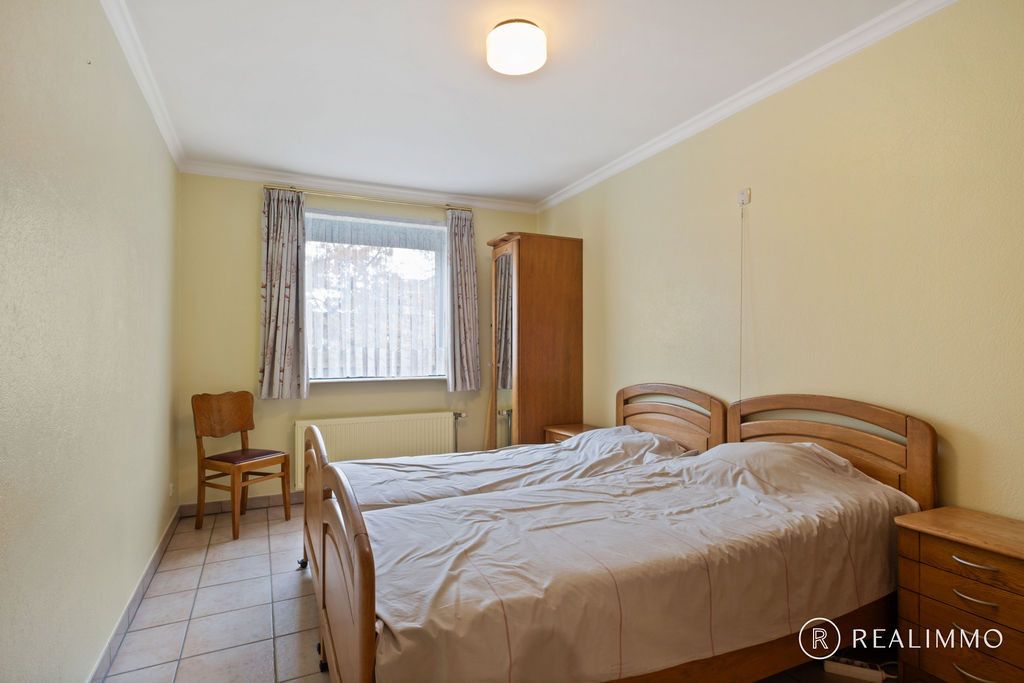 Instapklaar appartement met staanplaats en berging foto 9