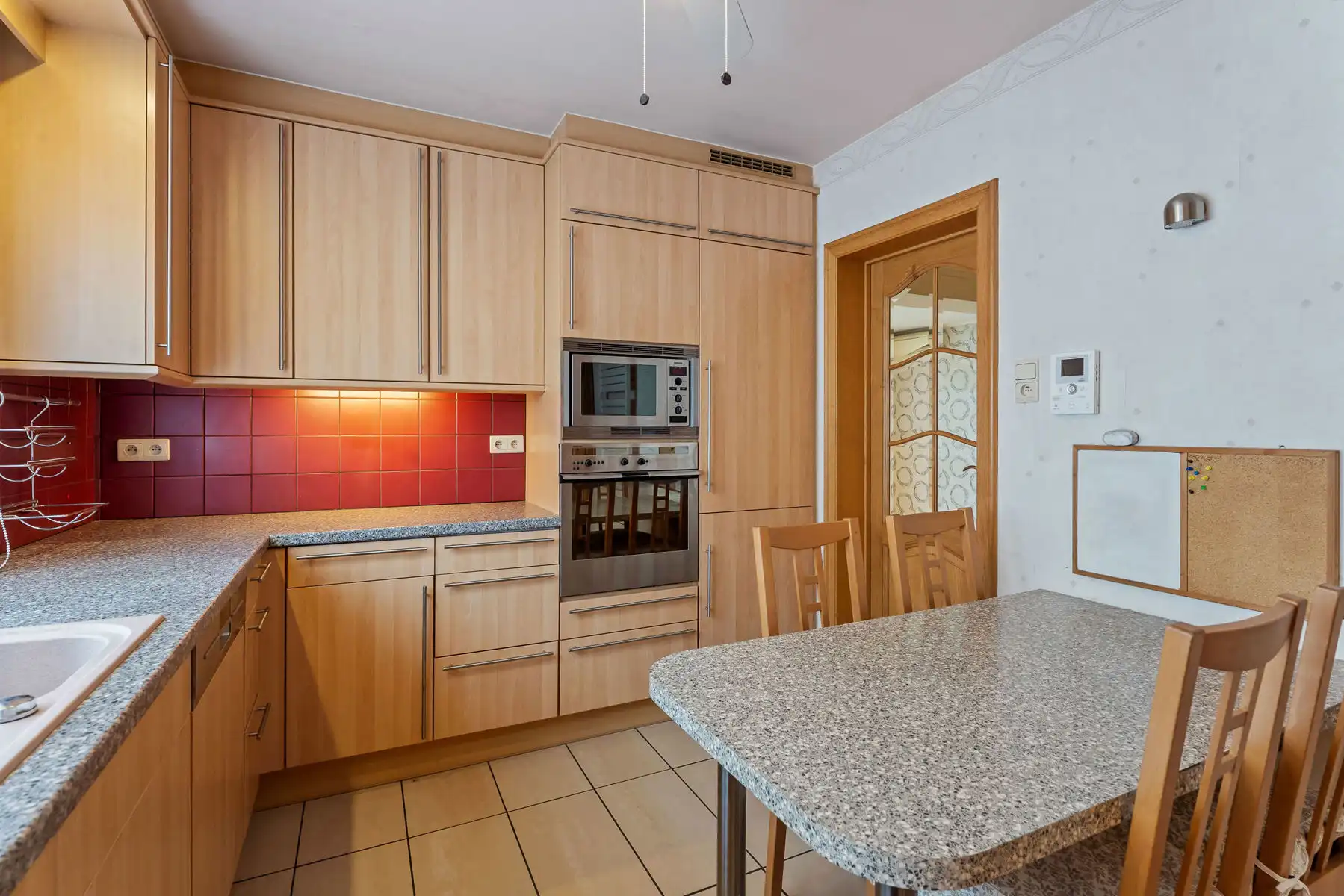 WONING + 6 SLK + 2 LIVINGS + 3 BDK + 4P + TUIN + TERRASSEN foto 11