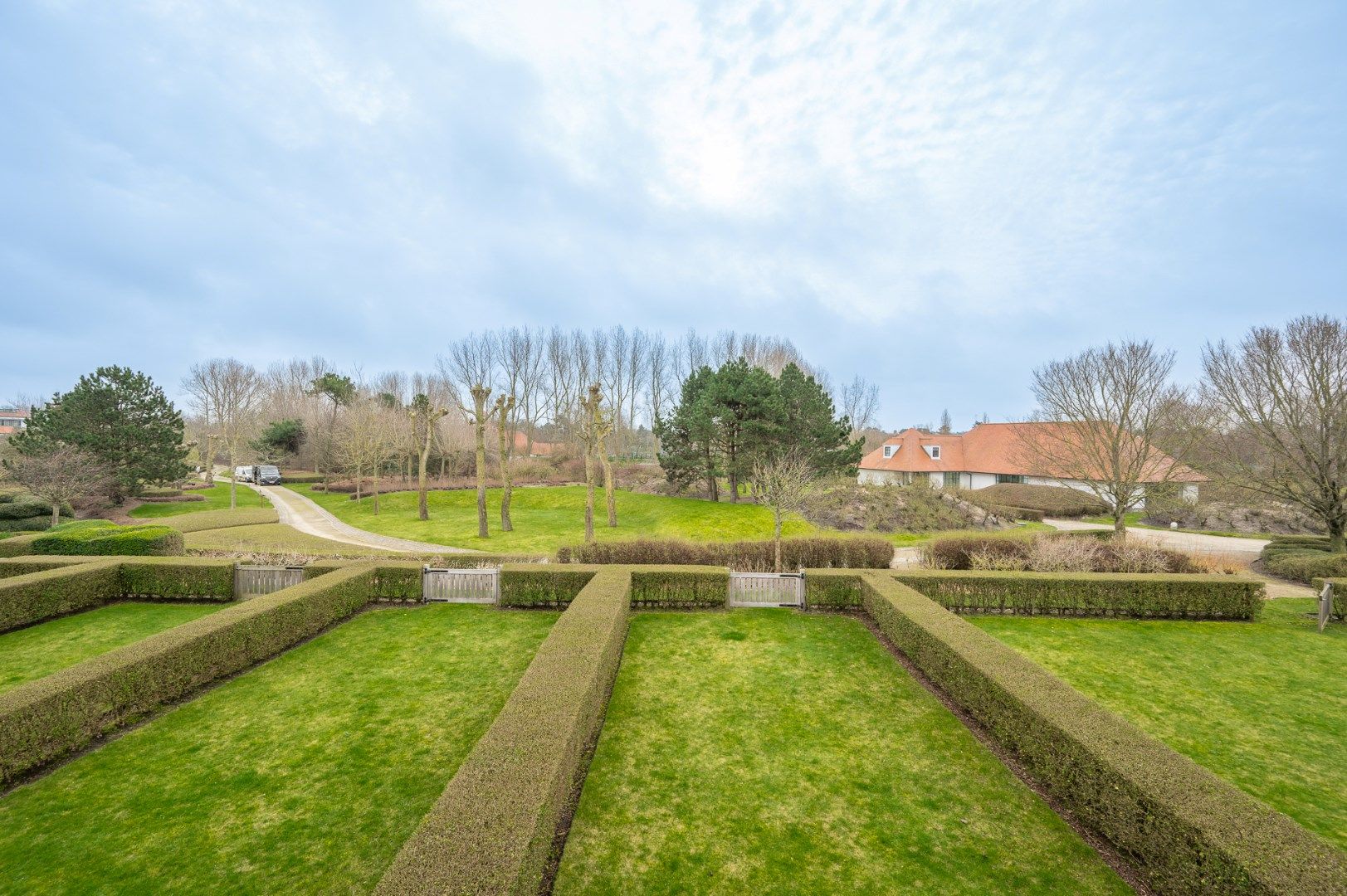 Appartement met zonneterras op een privédomein met binnenzwembad foto 10