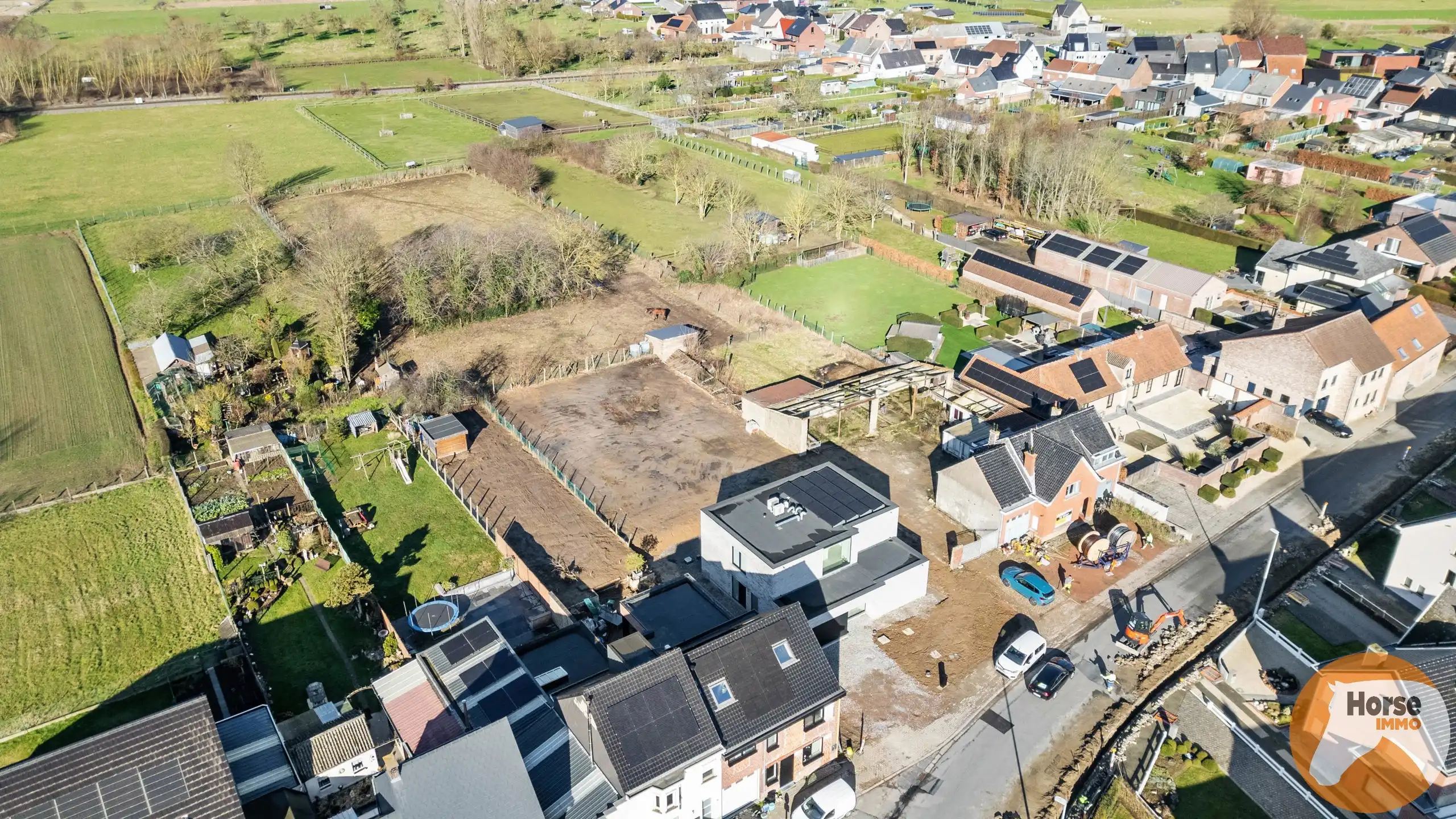 BAMBRUGGE – Landelijke woning met weide en schuur  foto 7