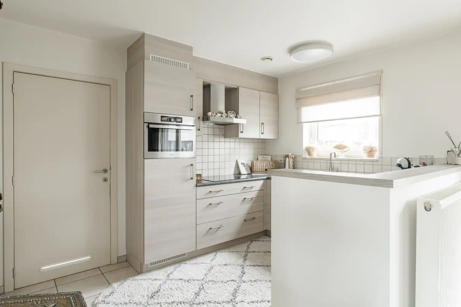Mooie ruime en energiezuinige woning op toplocatie nabij Lindel-Overpelt! foto 3