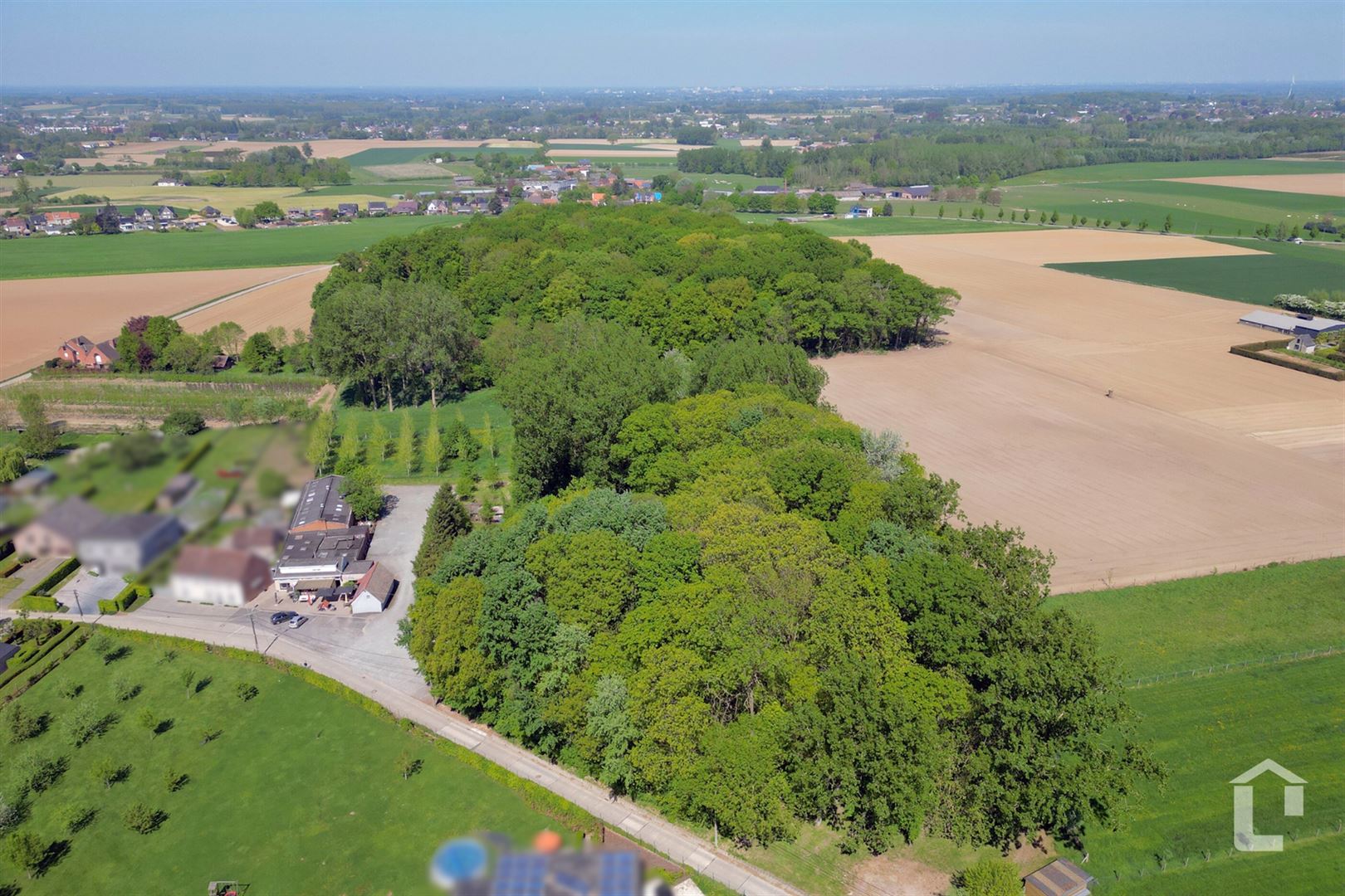 Prachtig terrein voor 2 halfopen bebouwingen met grote tuin foto 5