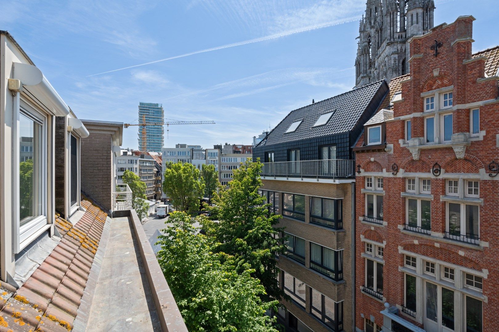 LUXUEUS DUPLEXAPPARTEMENT MET 3 SLAAPKAMERS IN CENTRUM OOSTENDE foto 9