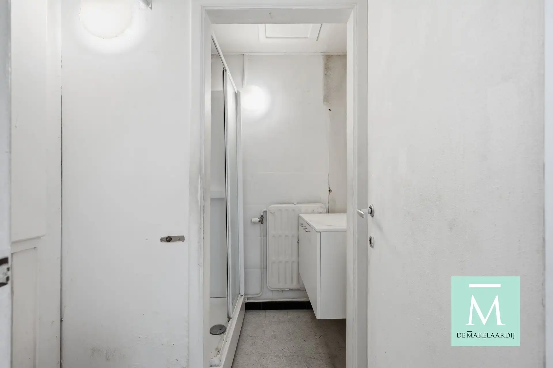 Op te frissen 2-slaapkamer appartement nabij Centrum Lier! foto 6
