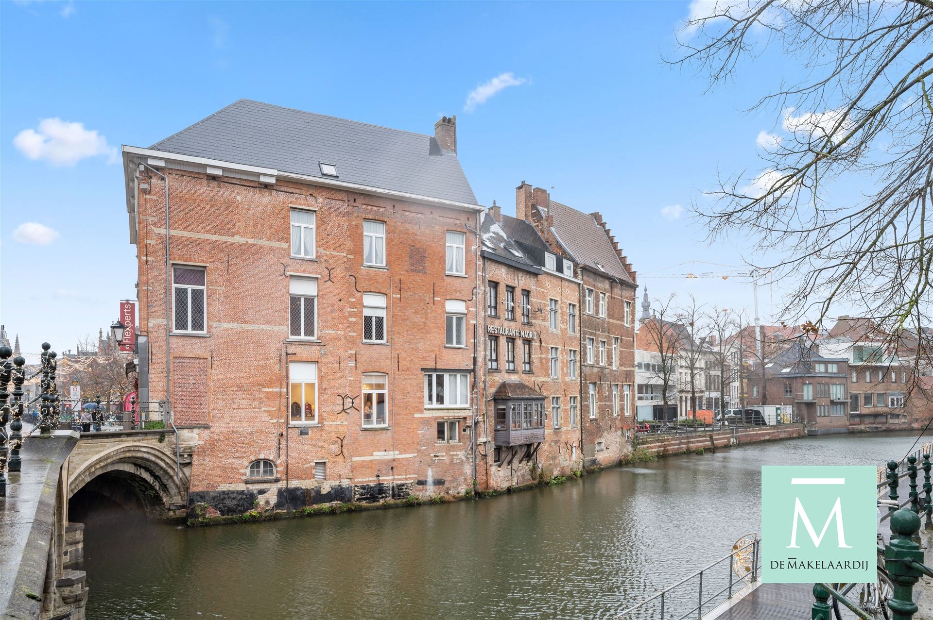 Appartementsgebouw met handelsgelijkvloers foto 20