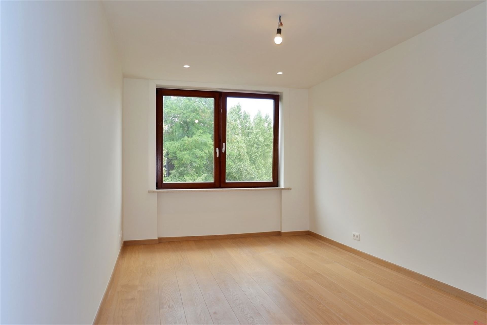 Groot, recent vernieuwd appartement foto 12