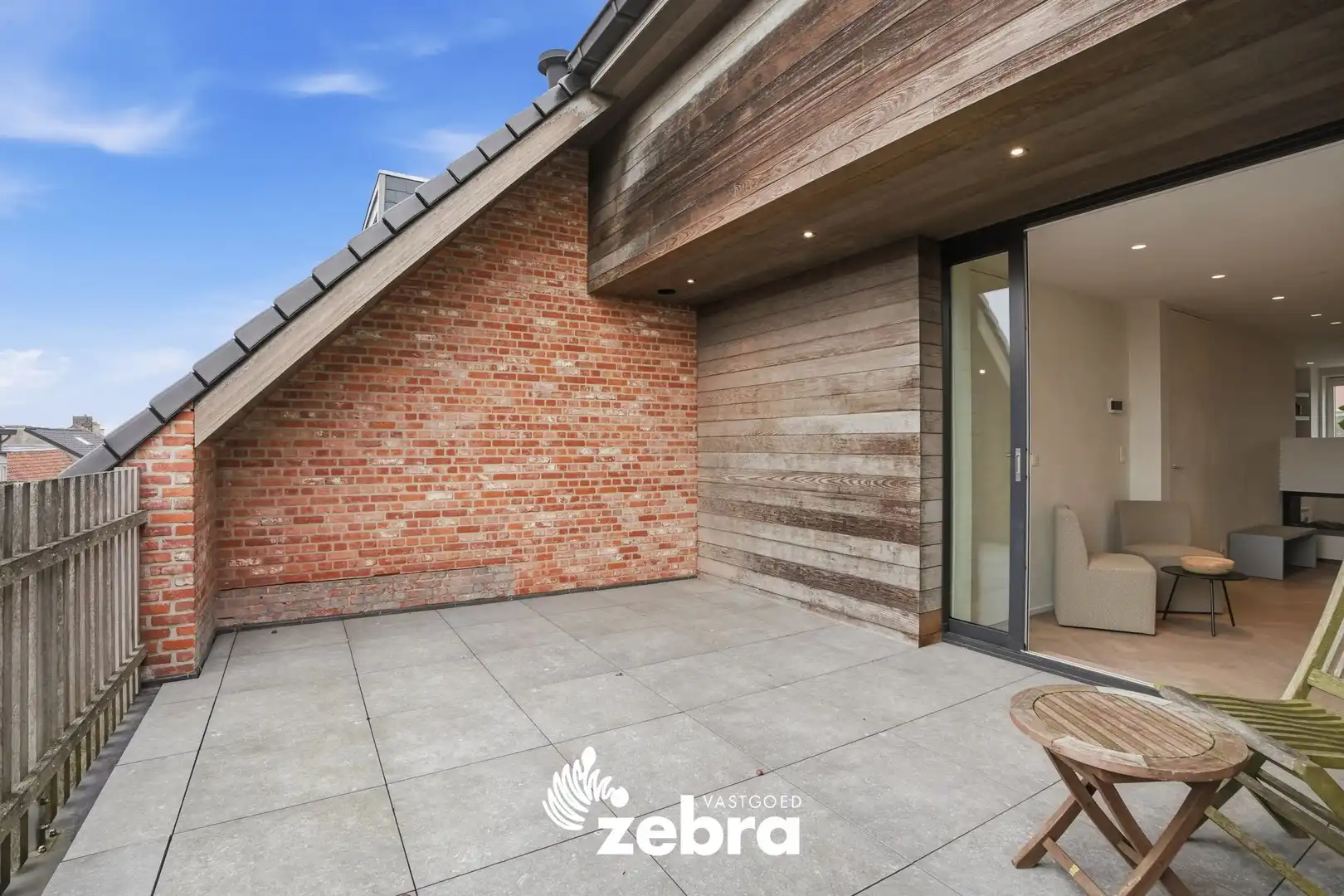 Eigentijdse woning met lift, terras en topafwerking in het centrum van Roeselare! foto 22